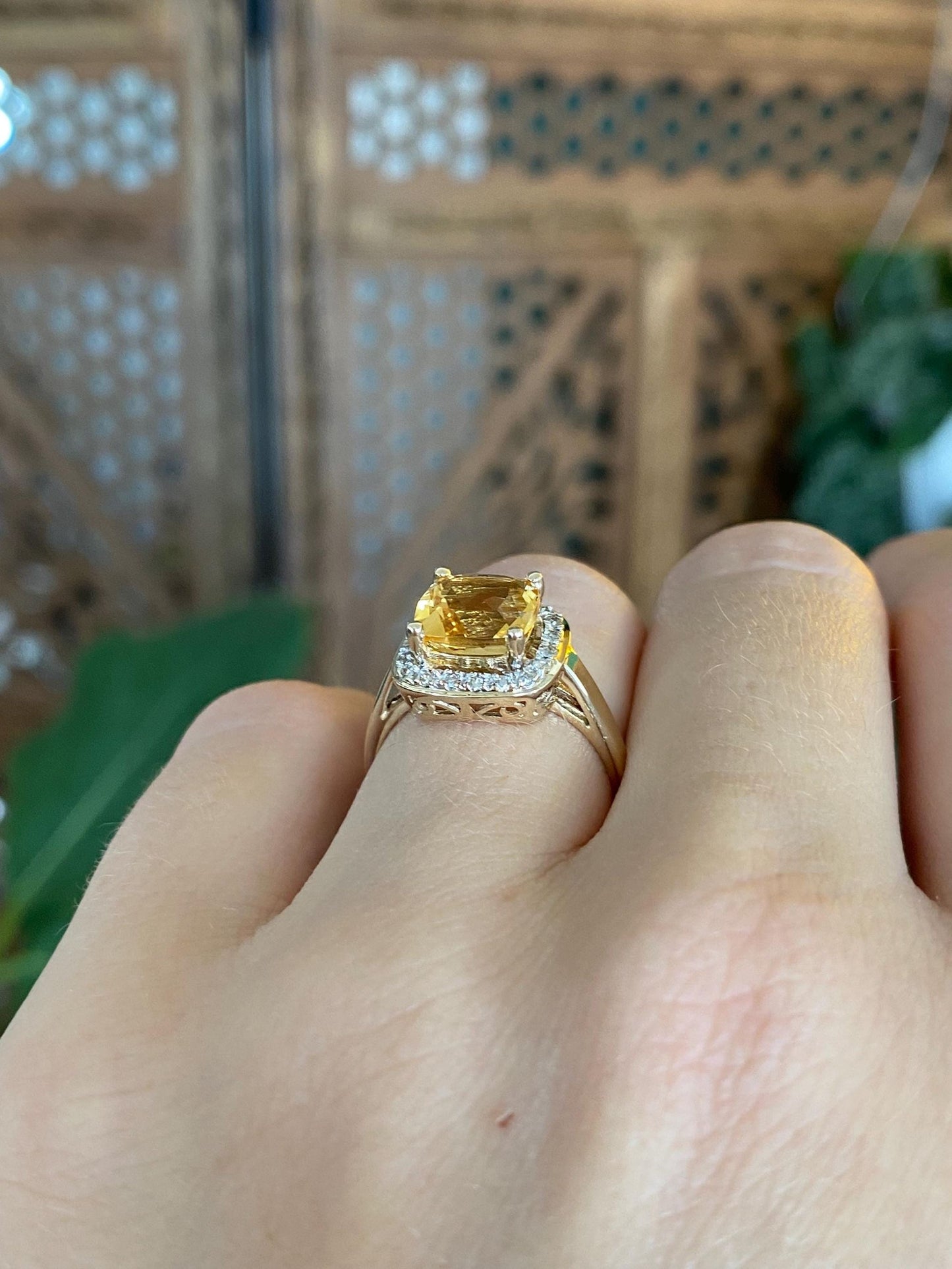 Vintage Solid 14k Yellow Gold Diamond Halo Citrine Ring - Size 6