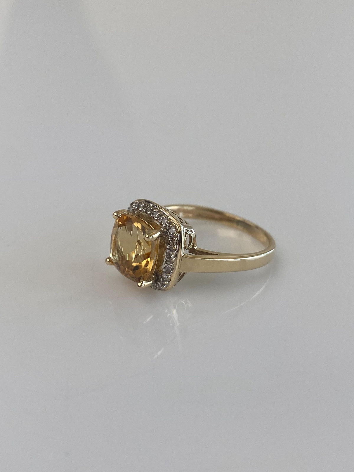 Vintage Solid 14k Yellow Gold Diamond Halo Citrine Ring - Size 6