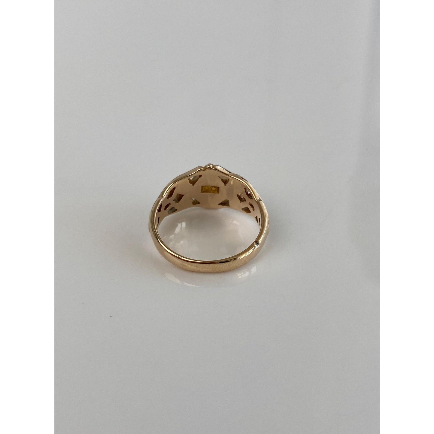 Vintage Solid 10k Rosey Gold Engraved Signet Ring - Size 4.5