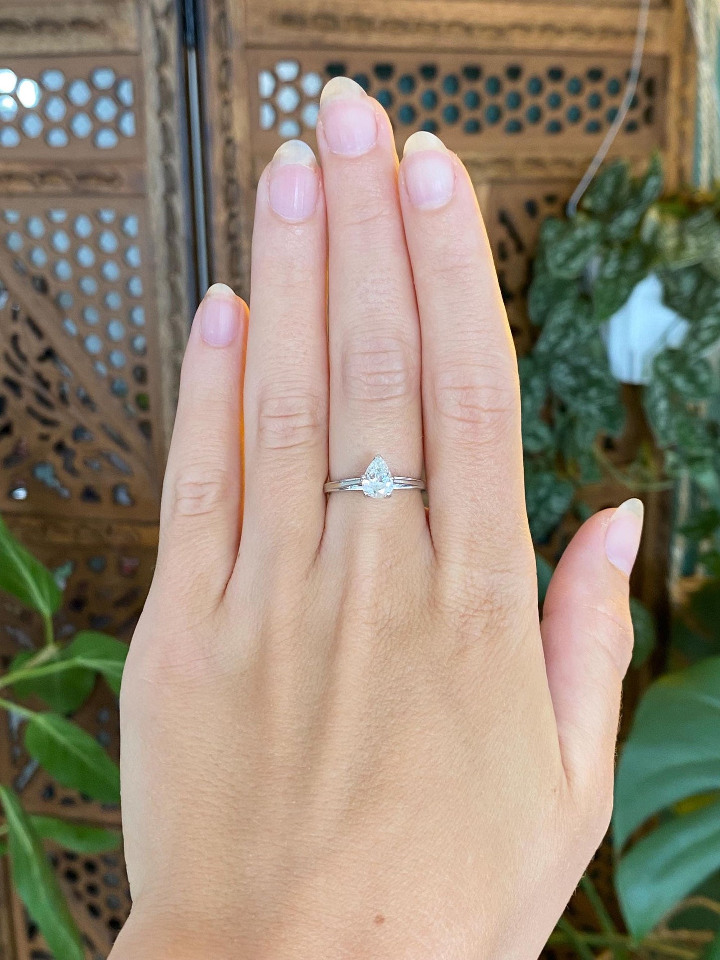 Vintage Solid 14k White Gold Teardrop Diamond Solitaire Ring - Size 6.25