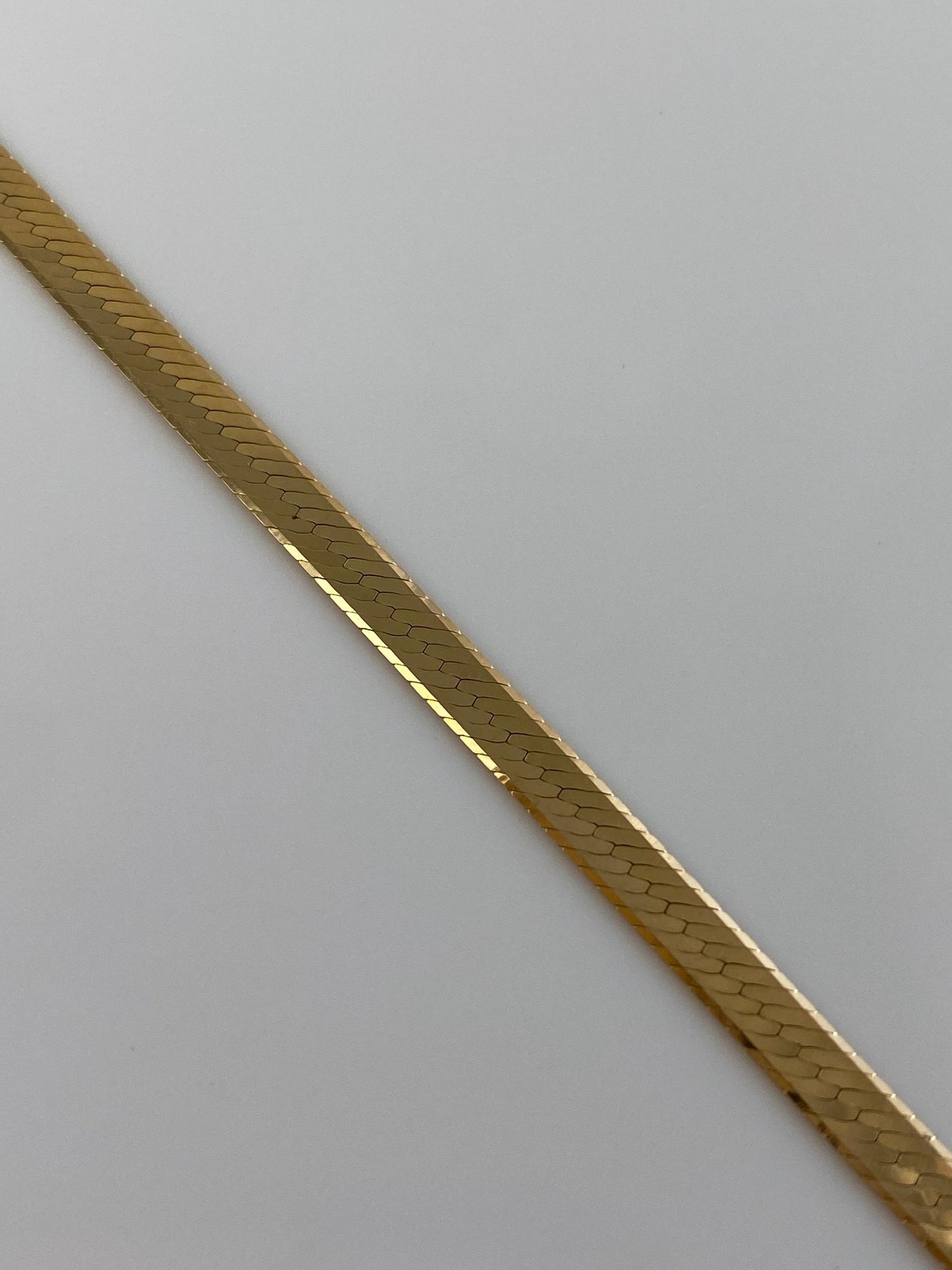 Vintage Solid 14k Yellow Gold Herringbone Chain Bracelet - 7 inches