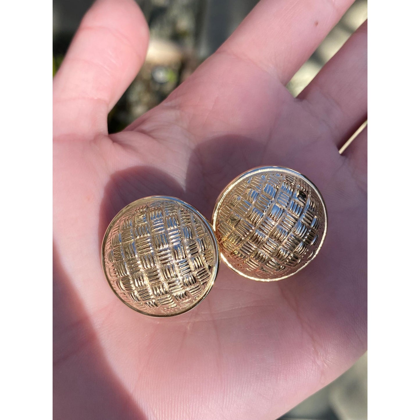 Vintage 14k Yellow Gold Large Basket Weave Pattern Dome Stud Earrings
