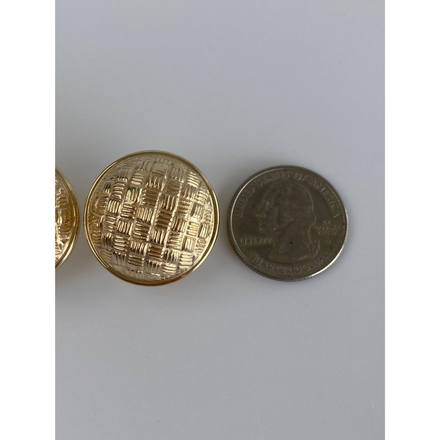 Vintage 14k Yellow Gold Large Basket Weave Pattern Dome Stud Earrings