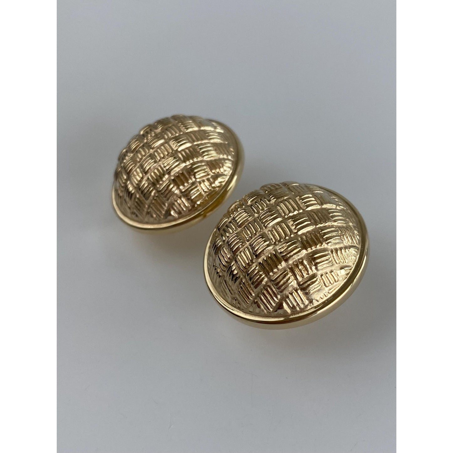 Vintage 14k Yellow Gold Large Basket Weave Pattern Dome Stud Earrings