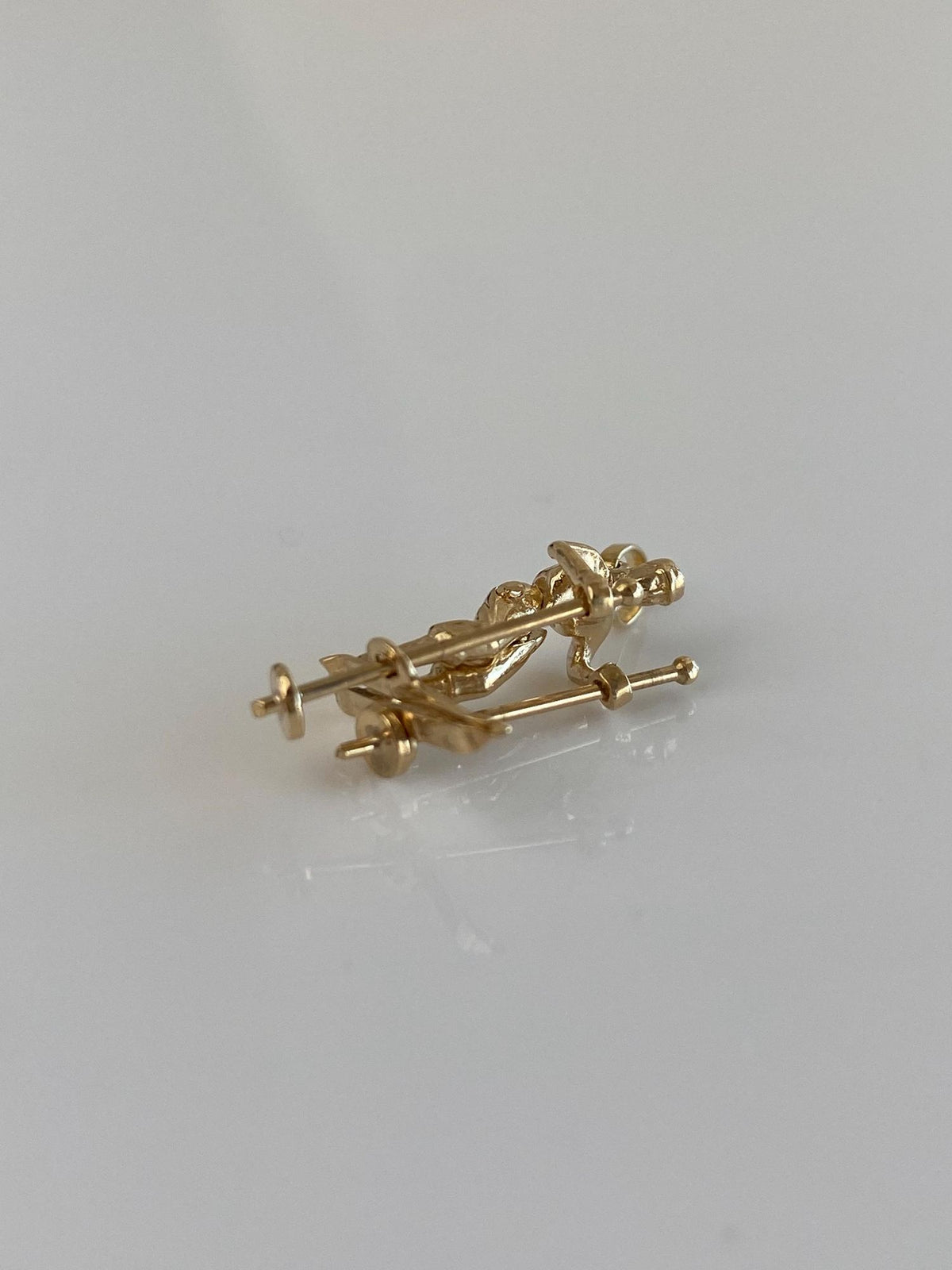 Vintage Solid 14k Yellow Gold Articulated Skier Charm