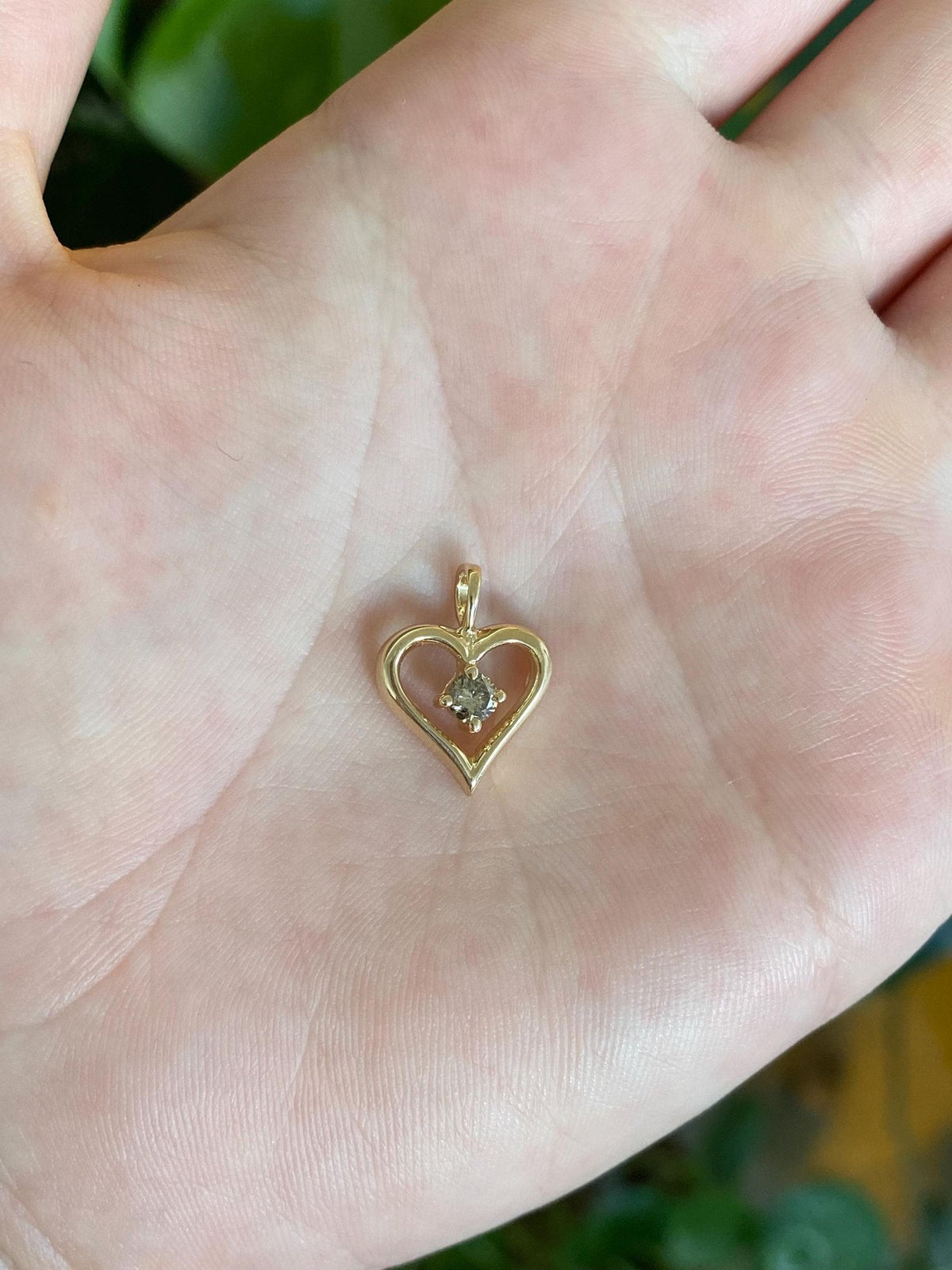 Vintage Solid 14k Yellow Gold Champagne Diamond Heart Charm