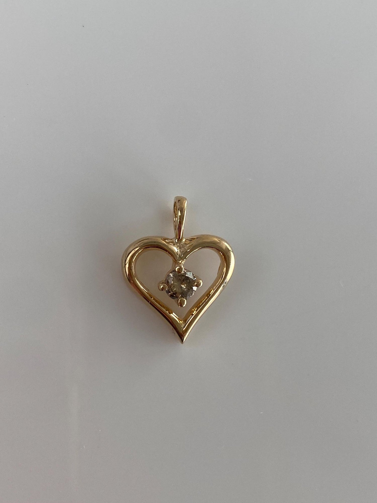 Vintage Solid 14k Yellow Gold Champagne Diamond Heart Charm