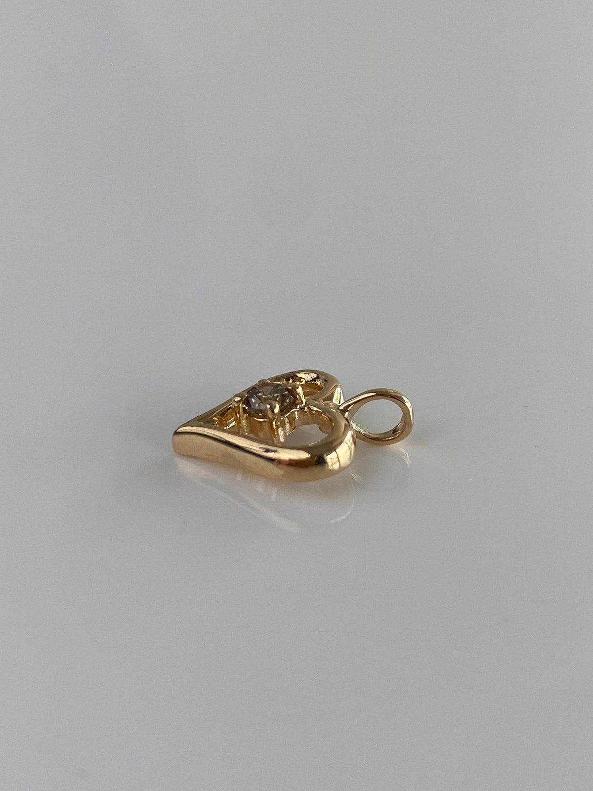 Vintage Solid 14k Yellow Gold Champagne Diamond Heart Charm