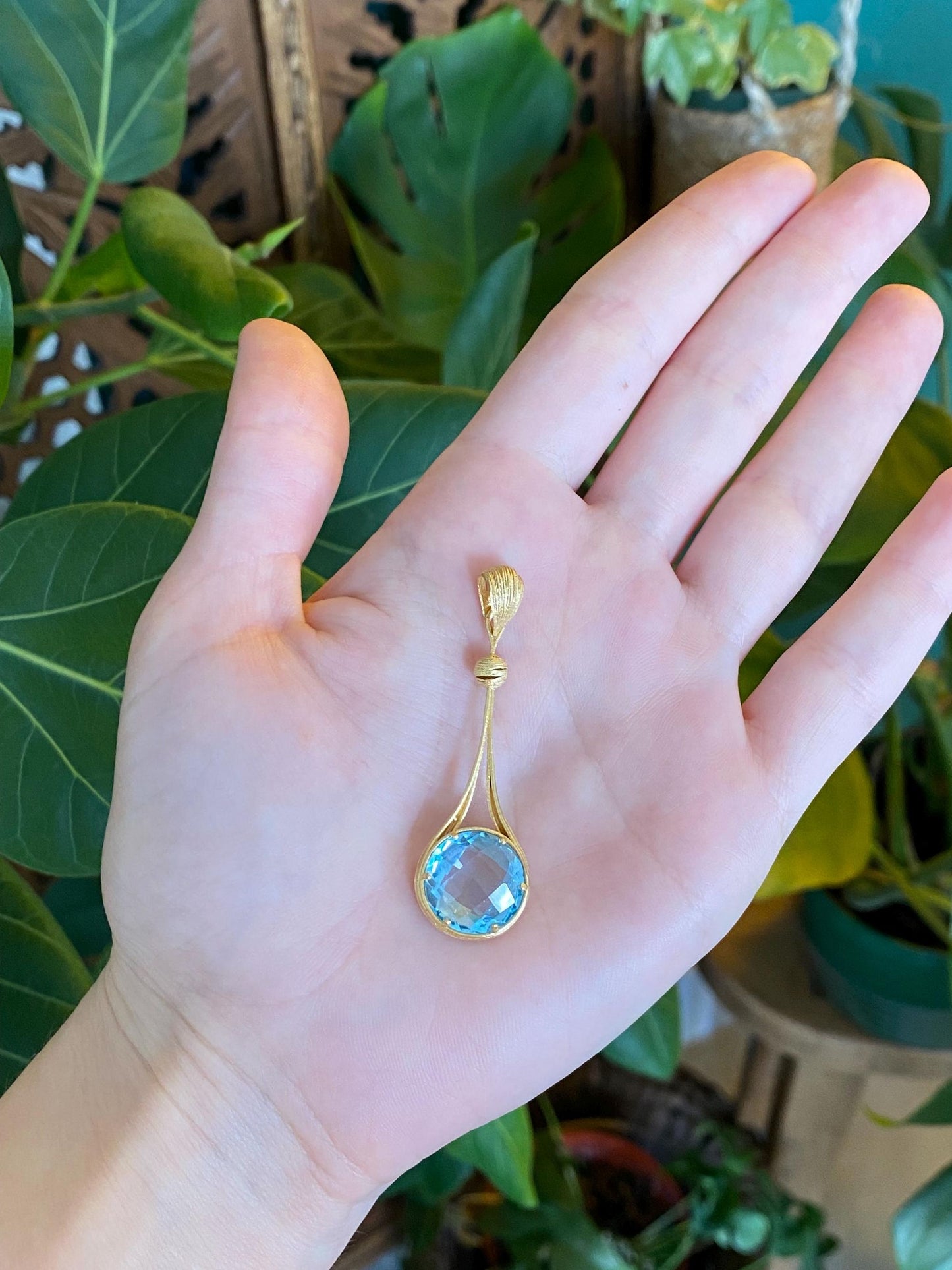 Vintage Solid 14k Yellow Gold Topaz Charm