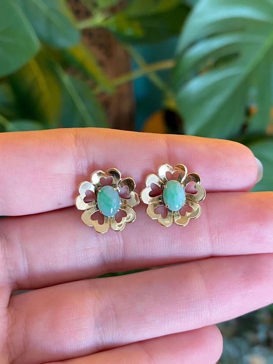 Vintage Solid 14k Yellow Gold Jade Flower Stud Earrings