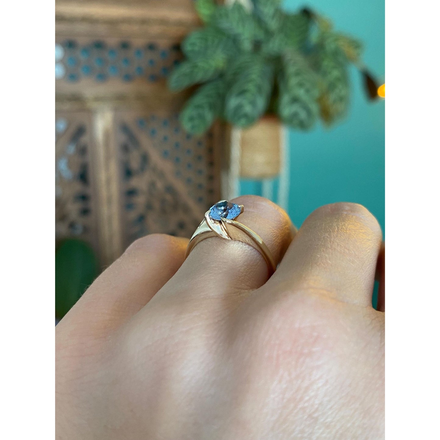 Vintage Solid 10k Aquamarine Ring - Size 5.75