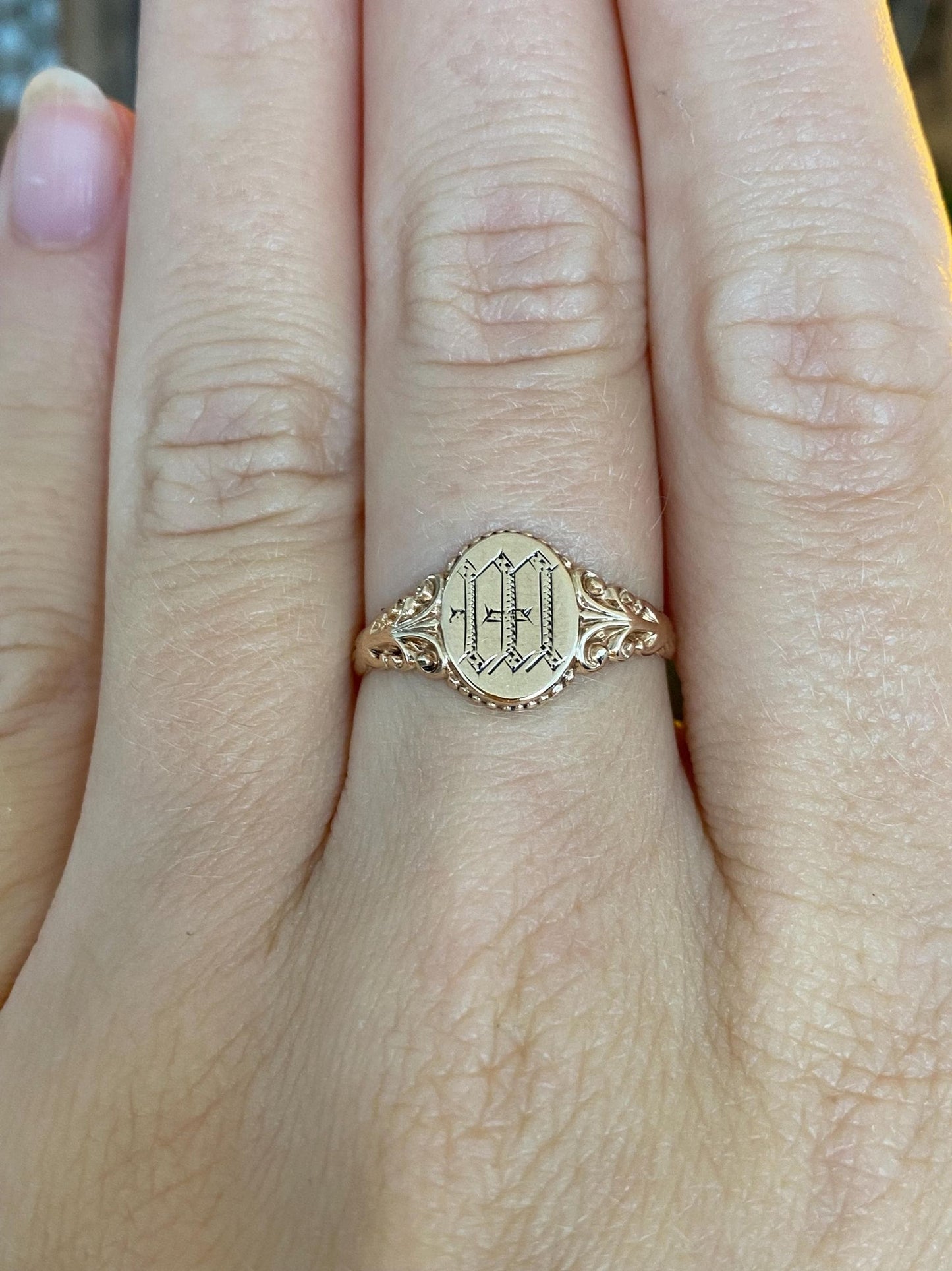 Vintage Solid 10k Rosey Gold Initial Signet Ring - Size 7