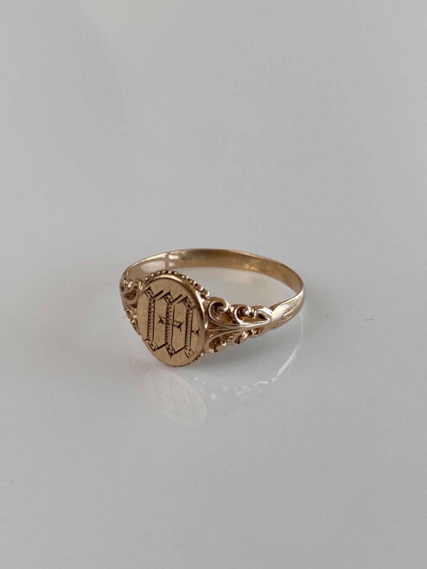 Vintage Solid 10k Rosey Gold Initial Signet Ring - Size 7