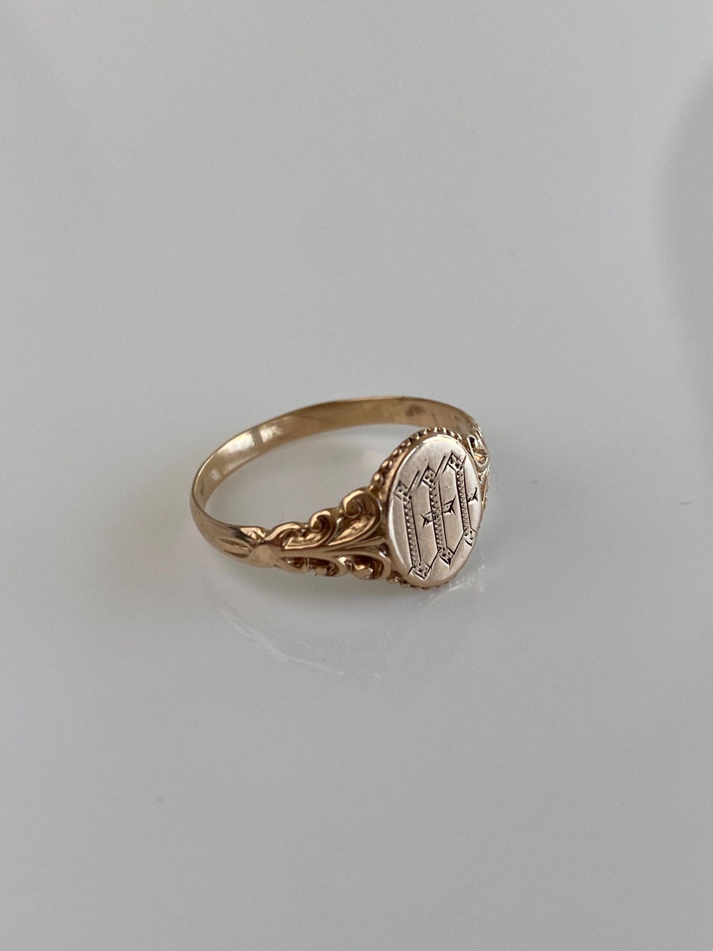 Vintage Solid 10k Rosey Gold Initial Signet Ring - Size 7