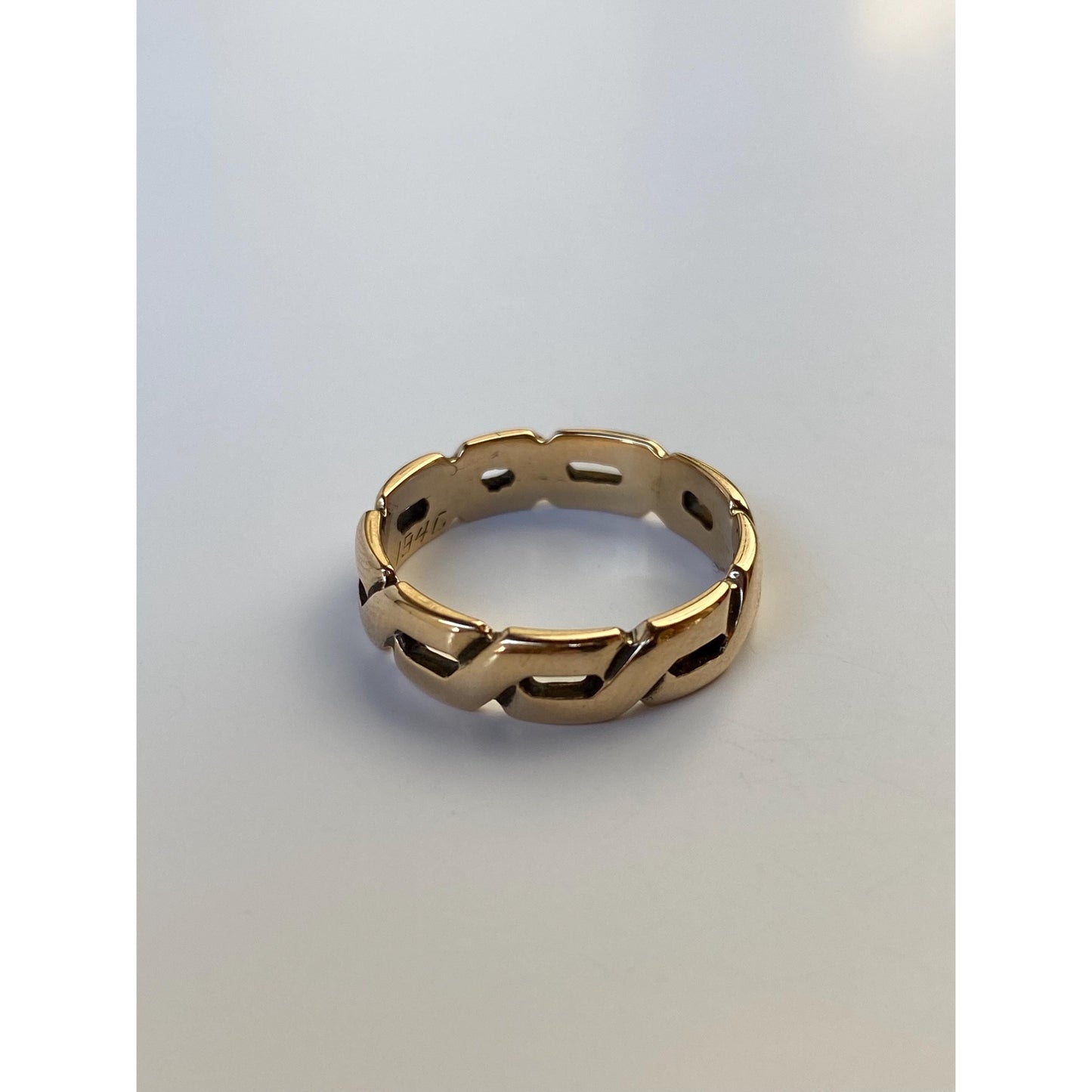 Vintage Solid 14k Yellow Gold Chain Style Ring - Size 6.5