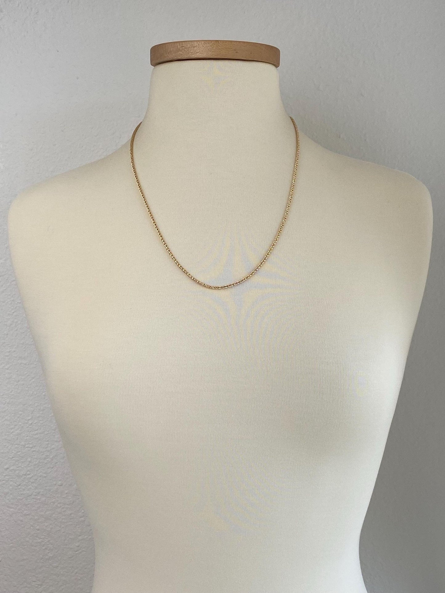 Vintage Solid 14k Yellow Gold Twist Style Chain Necklace - 24 inches