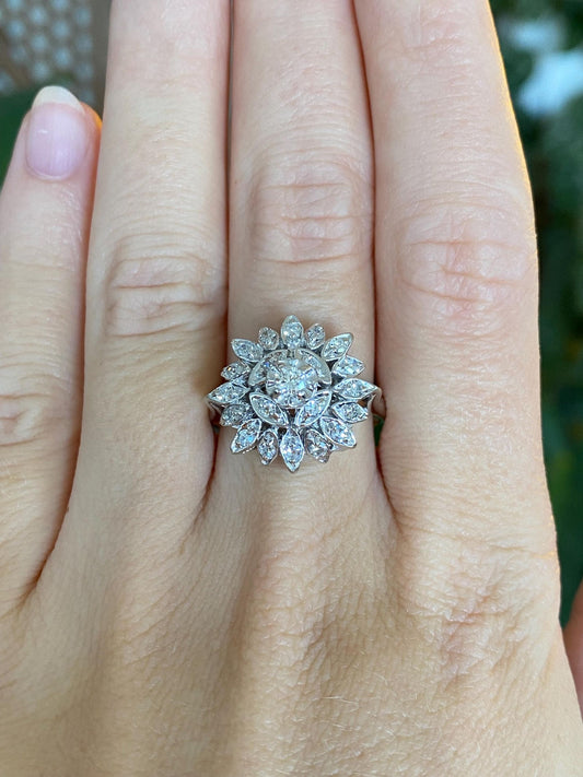 Vintage Solid 14k White Gold Diamonds Flower Ring - Size 8.5