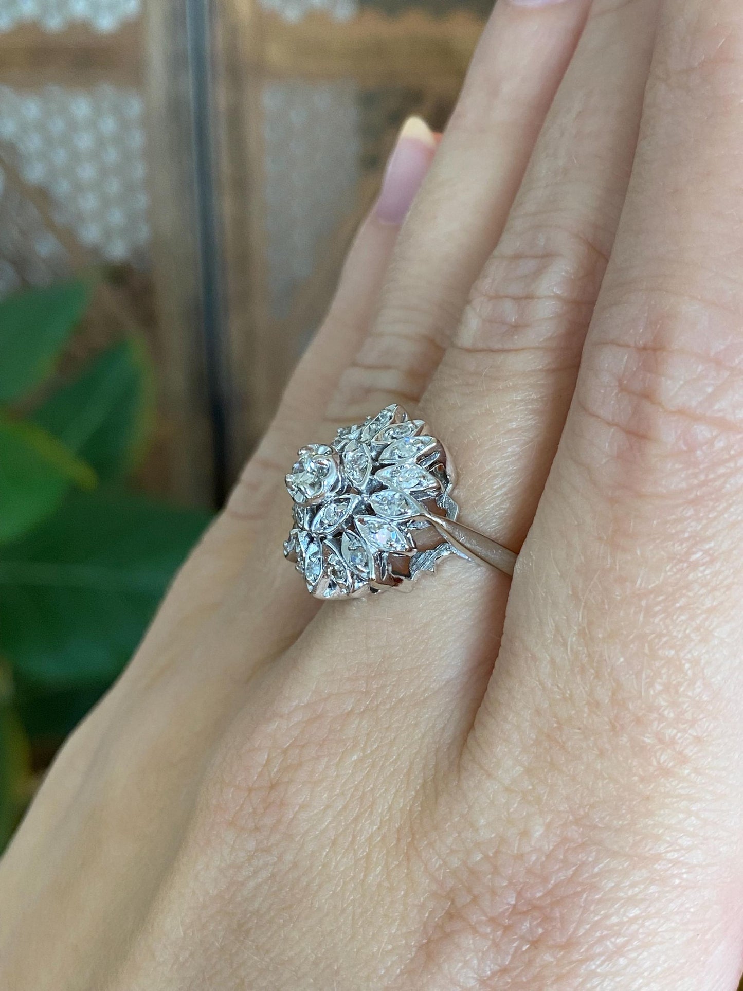 Vintage Solid 14k White Gold Diamonds Flower Ring - Size 8.5