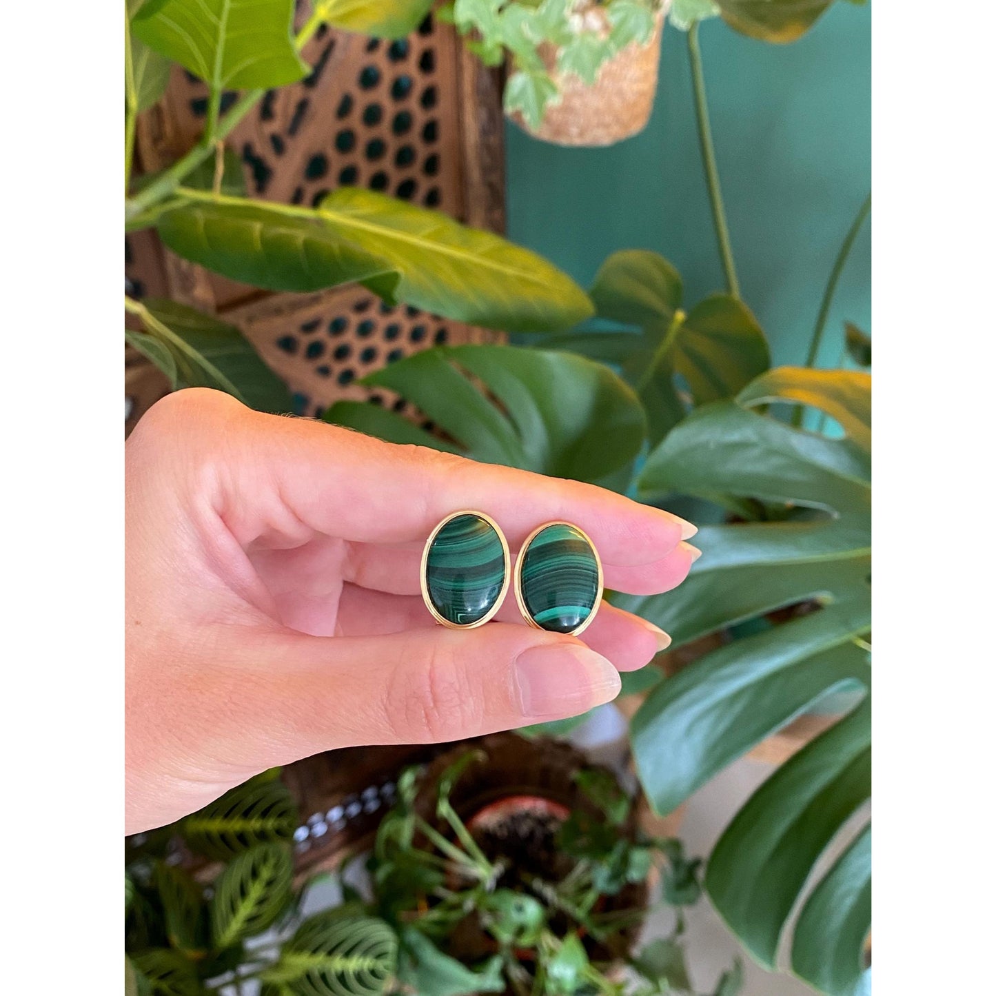 Vintage Solid 14k Yellow Gold Malachite Drop Earrings