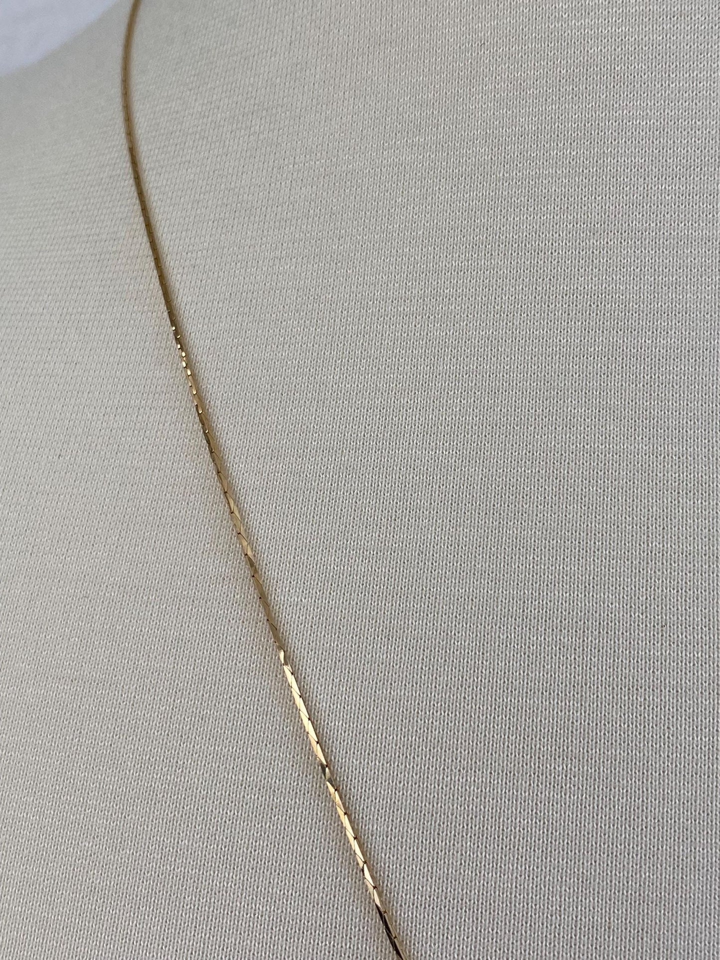 Vintage Solid 14k Yellow Gold Slim Triangle Link Chain Necklace - 23.75 inches
