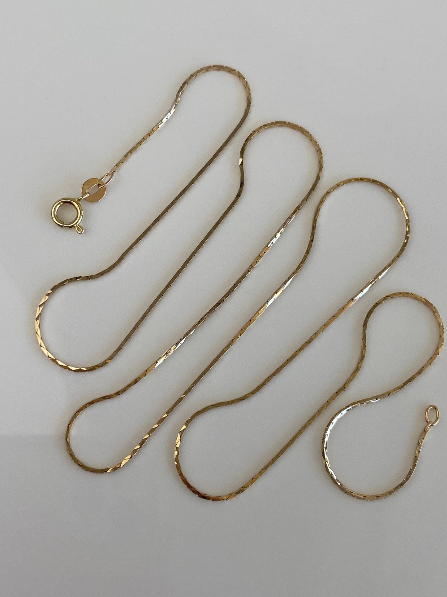 Vintage Solid 14k Yellow Gold Slim Triangle Link Chain Necklace - 23.75 inches