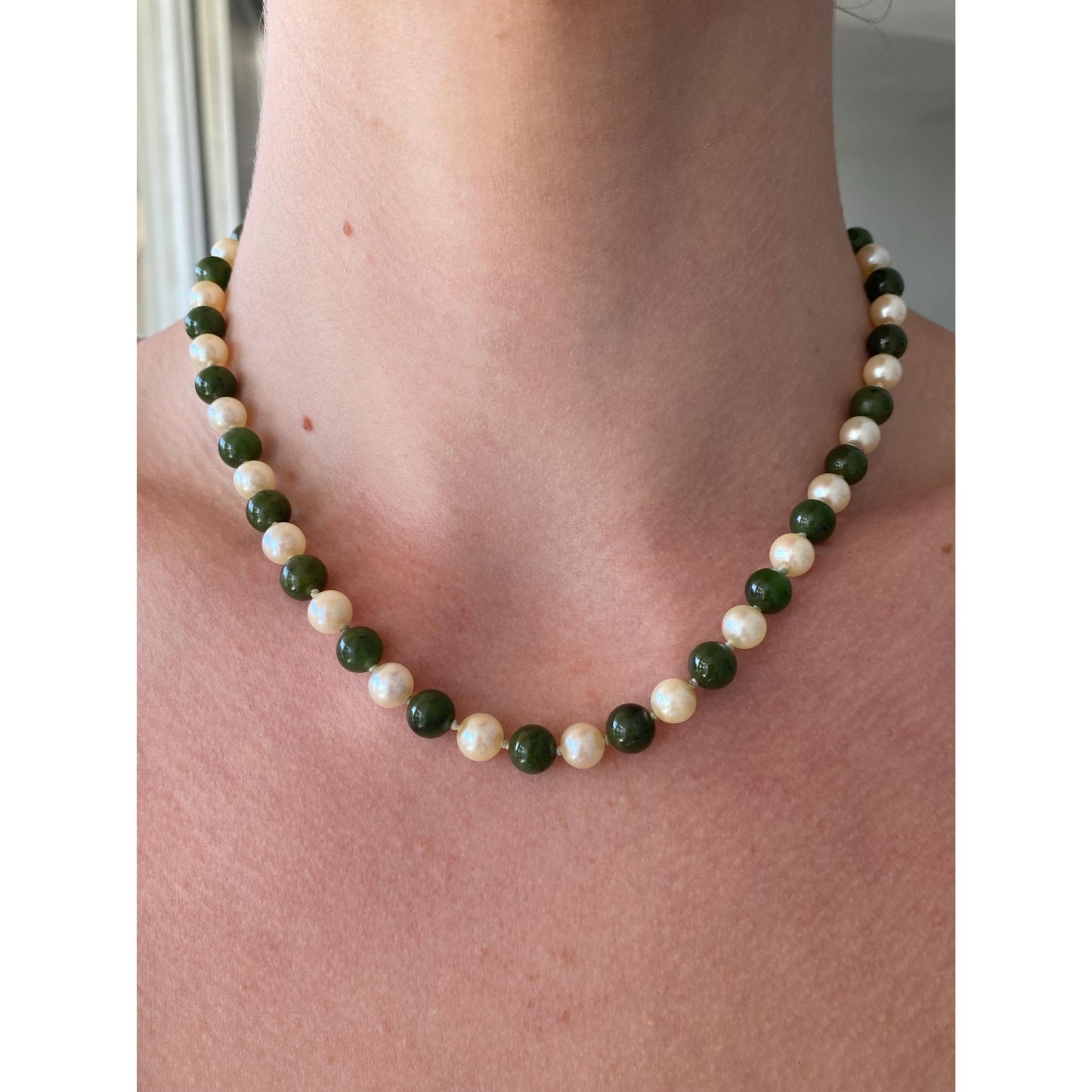 Vintage Solid 10k Yellow Gold Pearl Nephrite Beaded Necklace - 16.25 inches