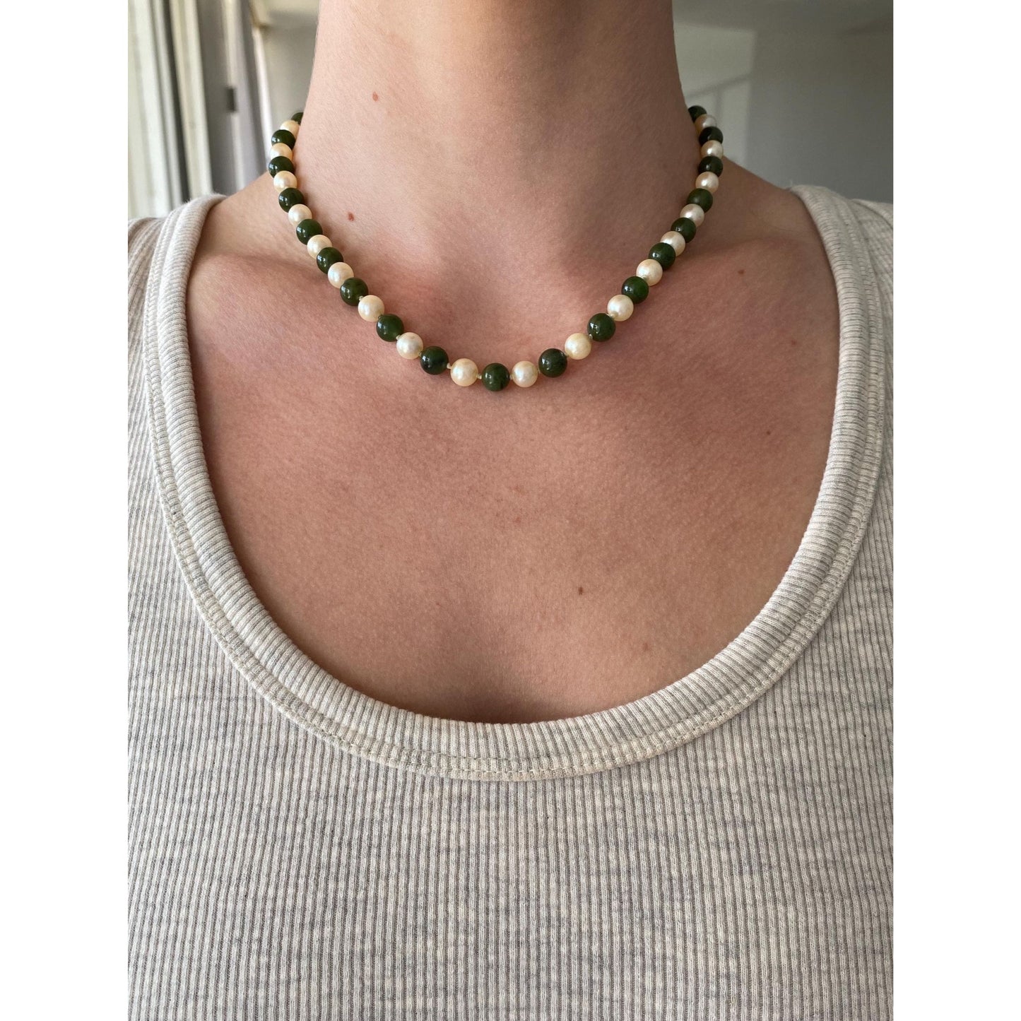 Vintage Solid 10k Yellow Gold Pearl Nephrite Beaded Necklace - 16.25 inches