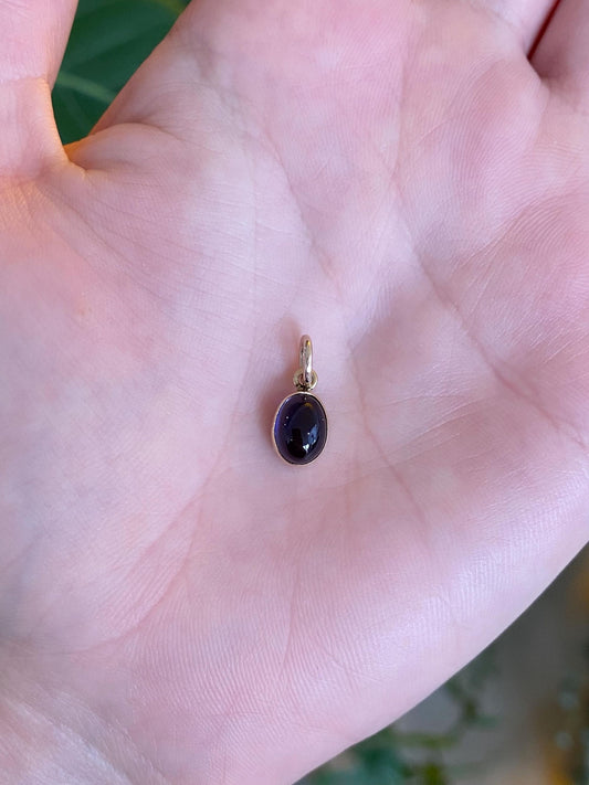 Vintage Solid 10k Yellow Gold Purple Cubic Zirconia Cabochon Charm