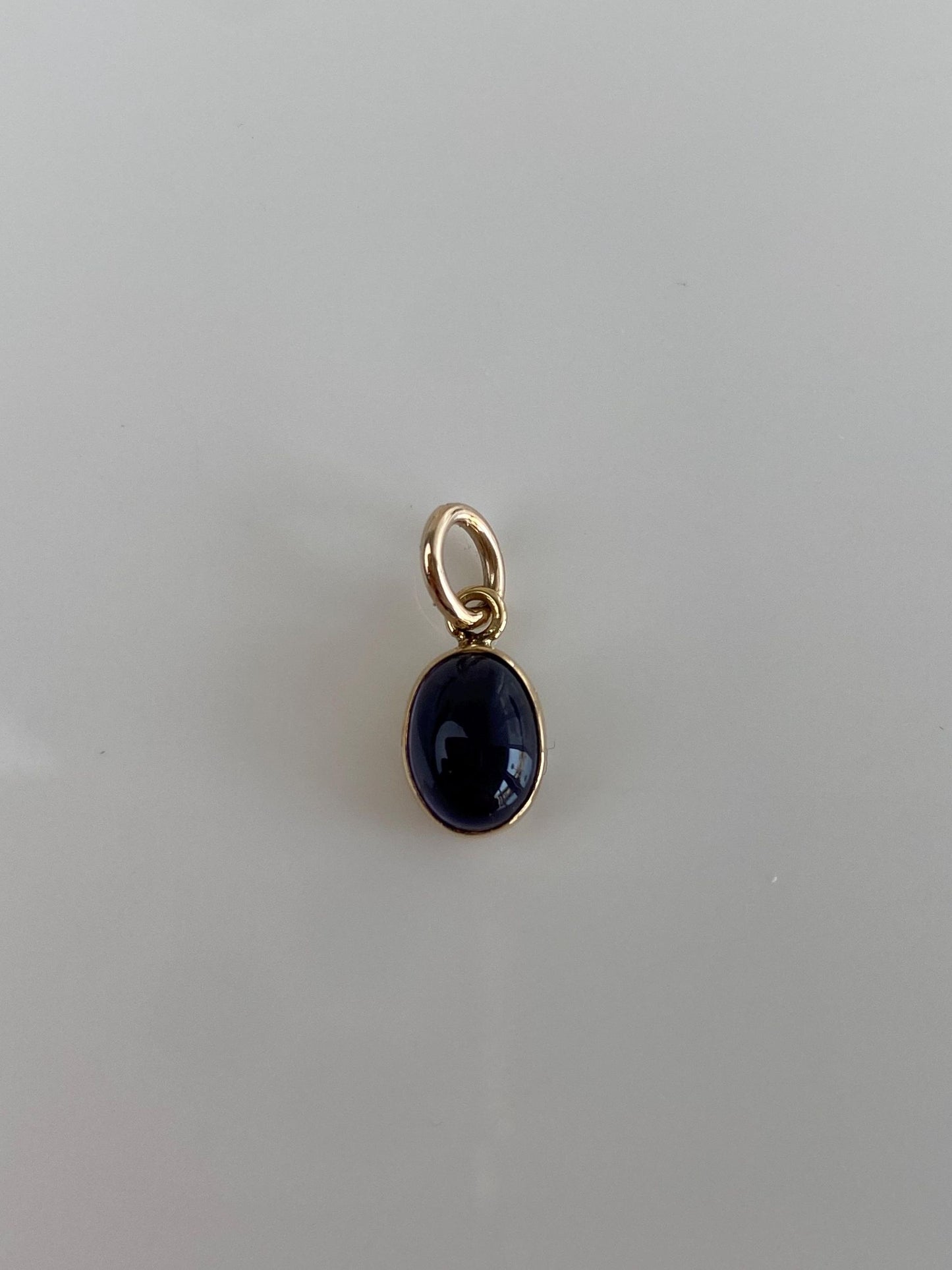 Vintage Solid 10k Yellow Gold Purple Cubic Zirconia Cabochon Charm