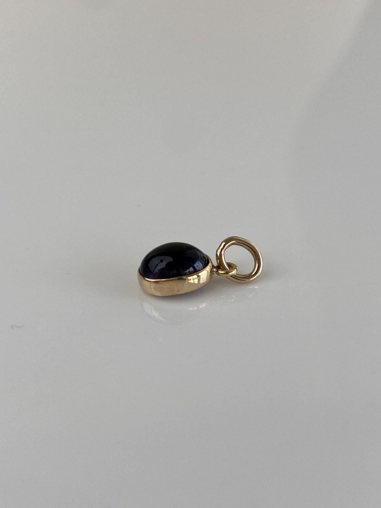 Vintage Solid 10k Yellow Gold Purple Cubic Zirconia Cabochon Charm