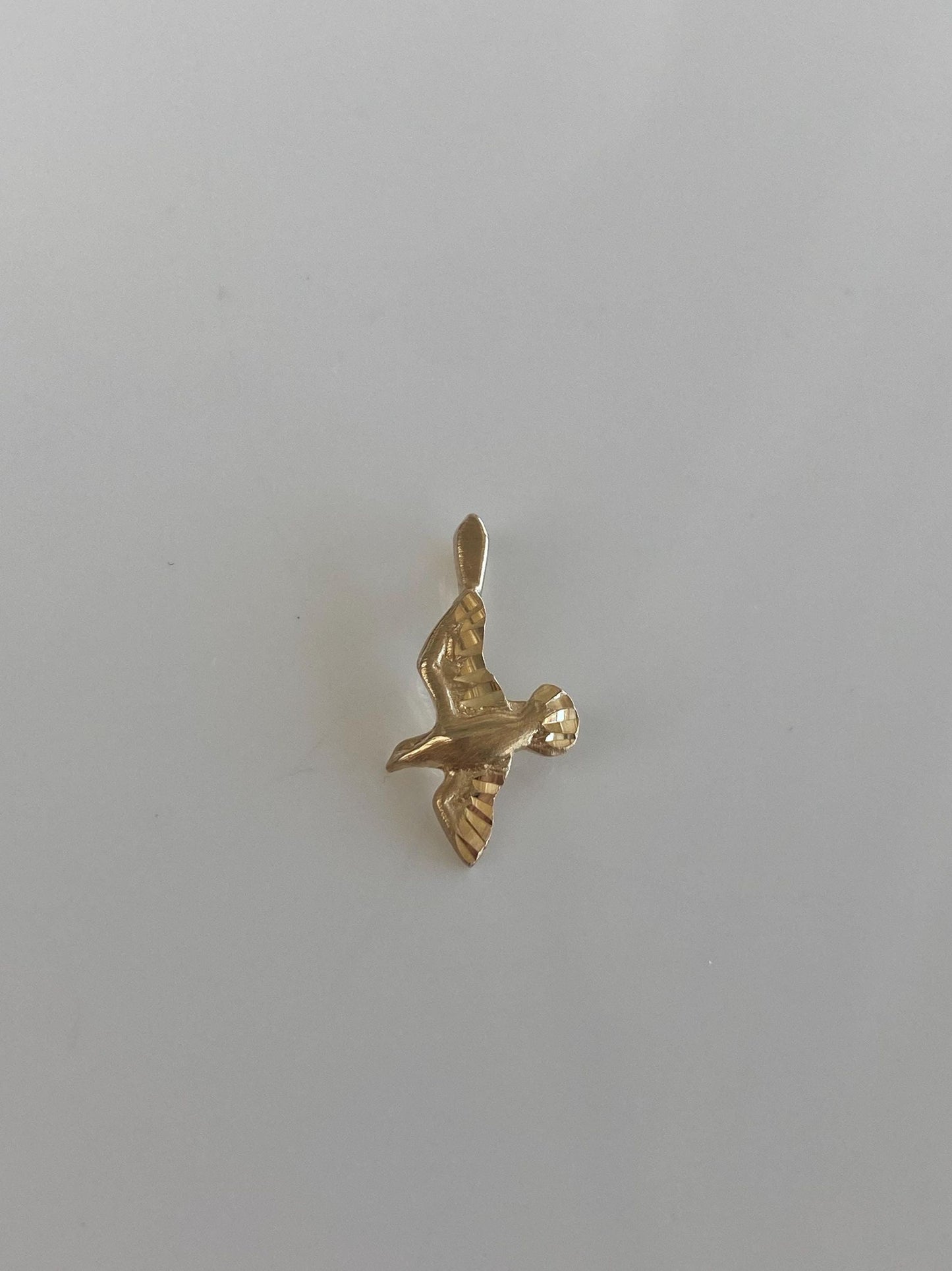 Vintage Solid 14k Yellow Gold Diamond Cut Bird Charm