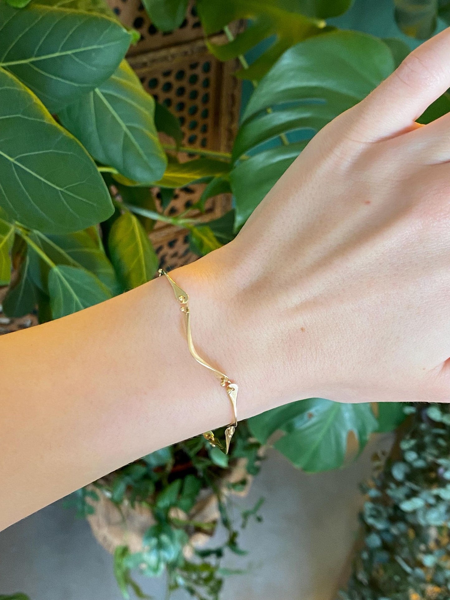 Vintage Solid 14k Yellow Gold Link Bracelet - 7 inches