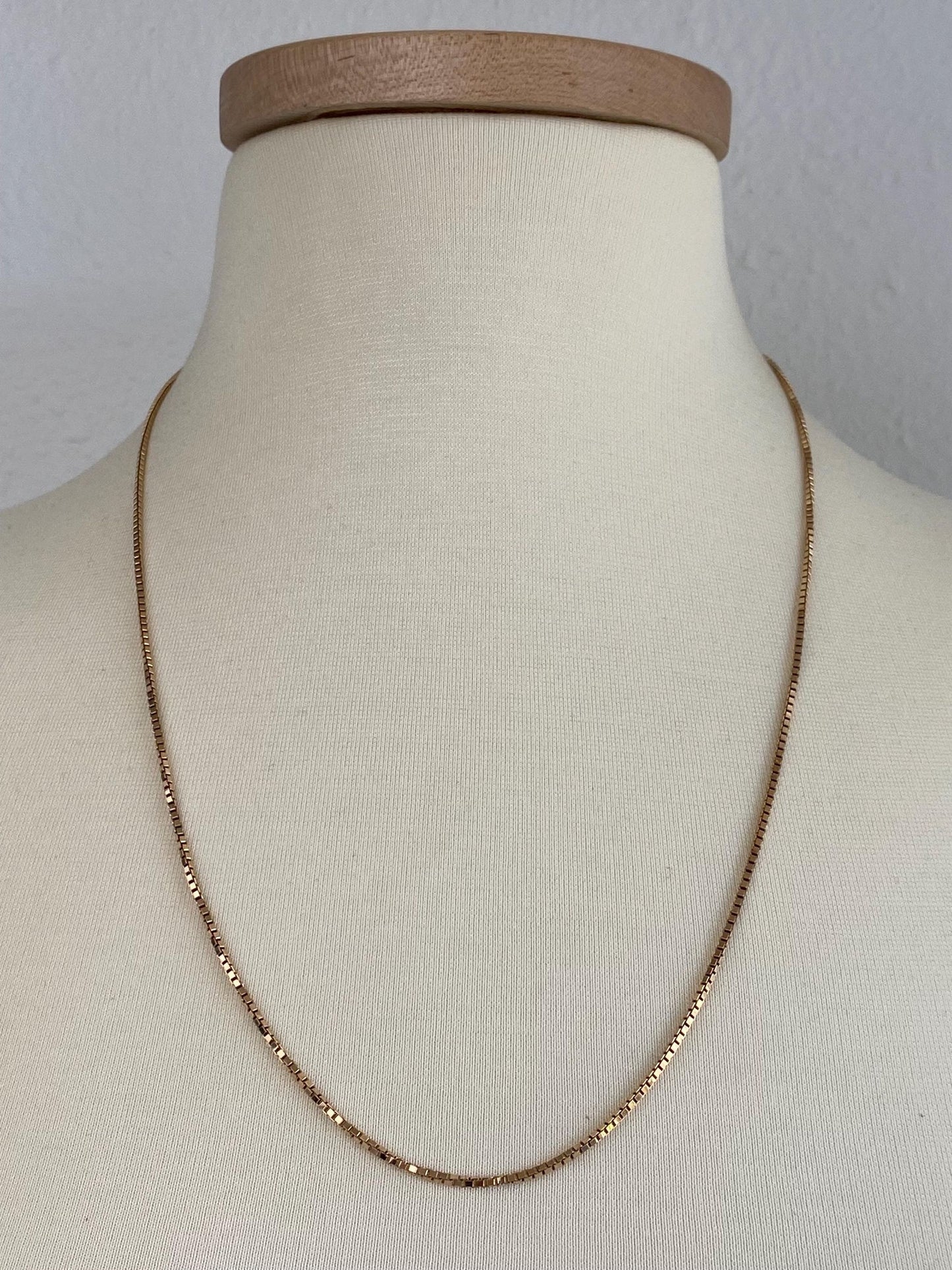 Vintage Solid 10k Yellow Gold Chunky Box Chain Necklace - 24 inches