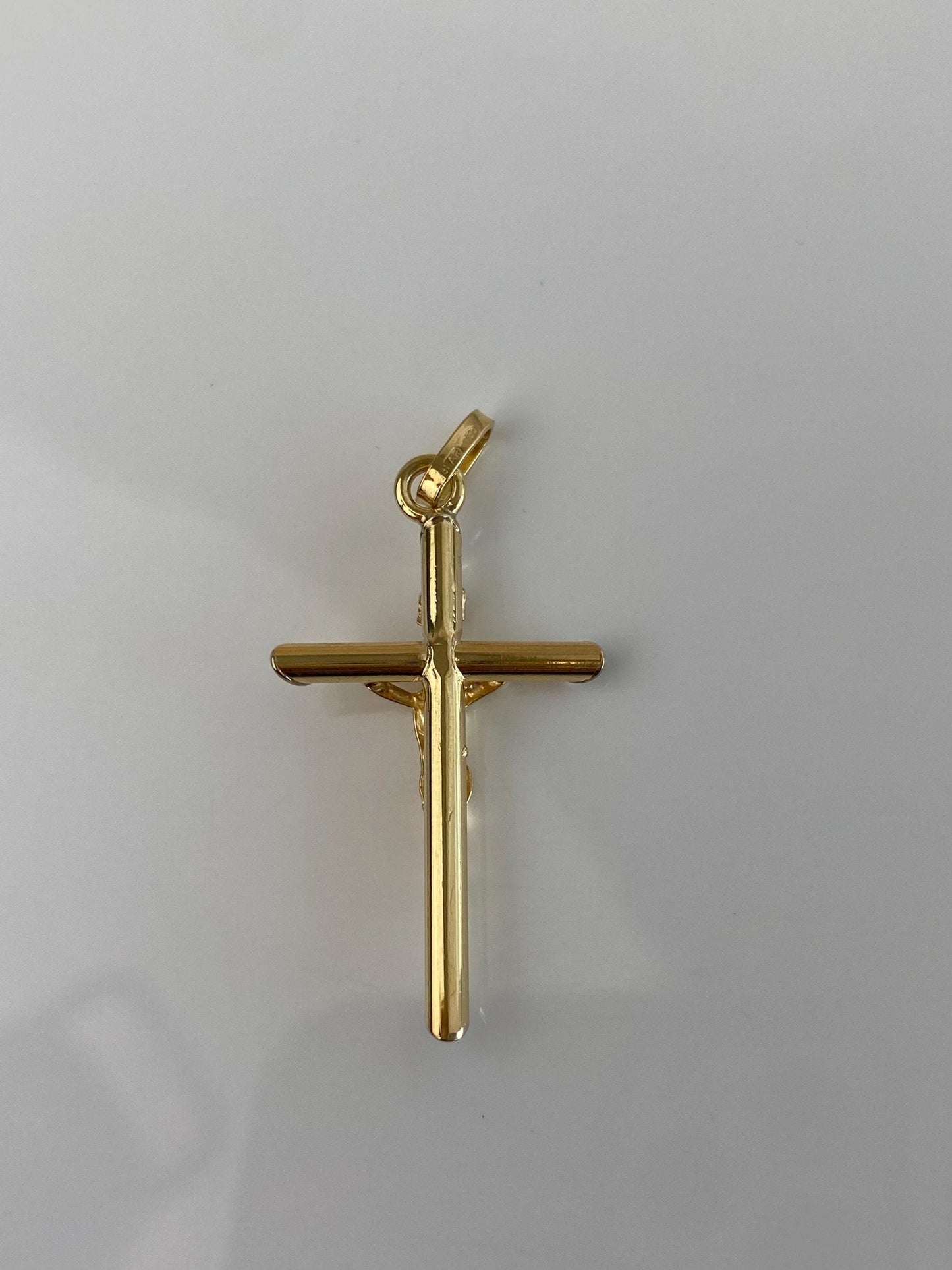 Vintage 18k Yellow Gold Crucifix Cross Charm