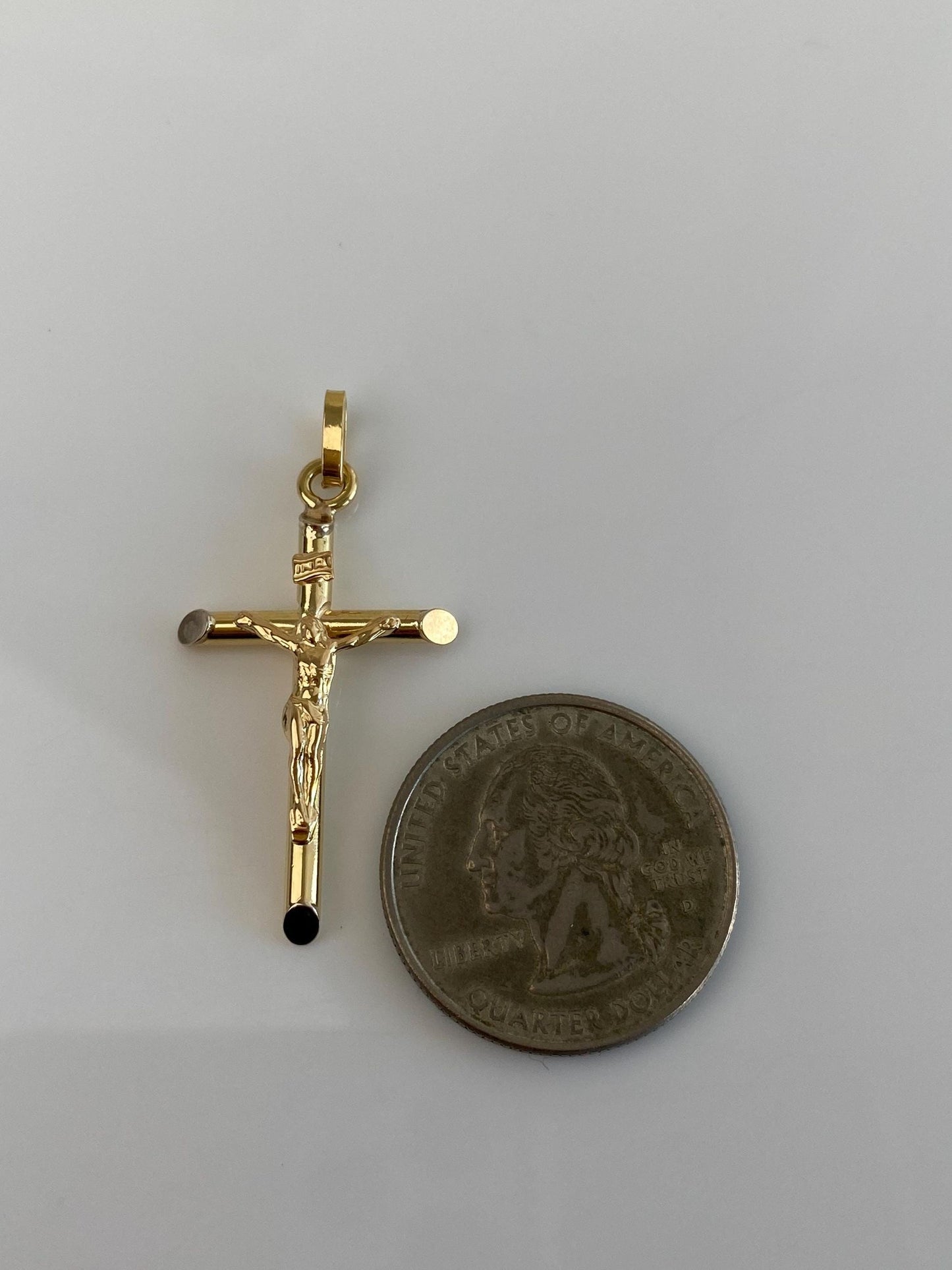 Vintage 18k Yellow Gold Crucifix Cross Charm