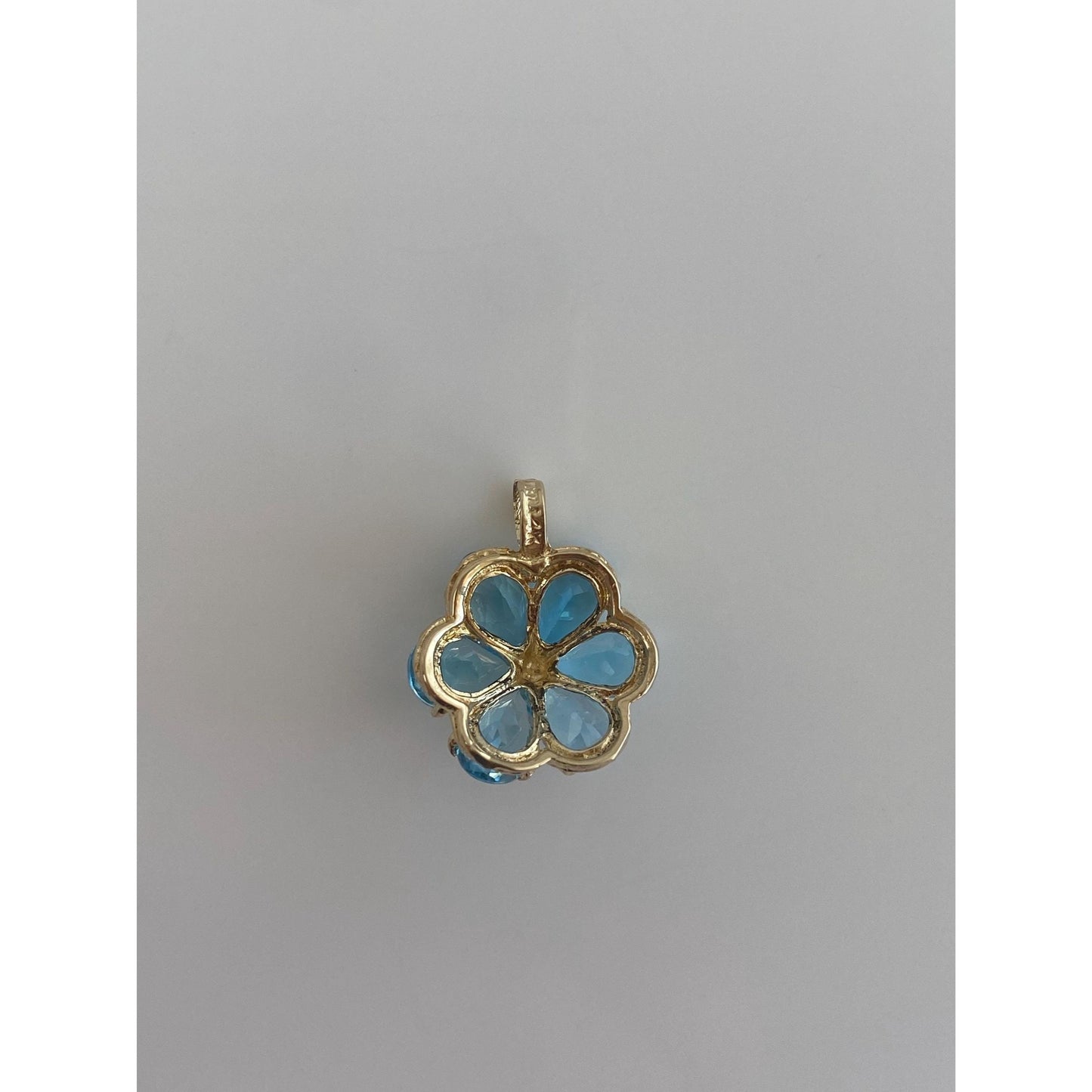 Vintage Solid 14k Yellow Gold Topaz Flower Charm