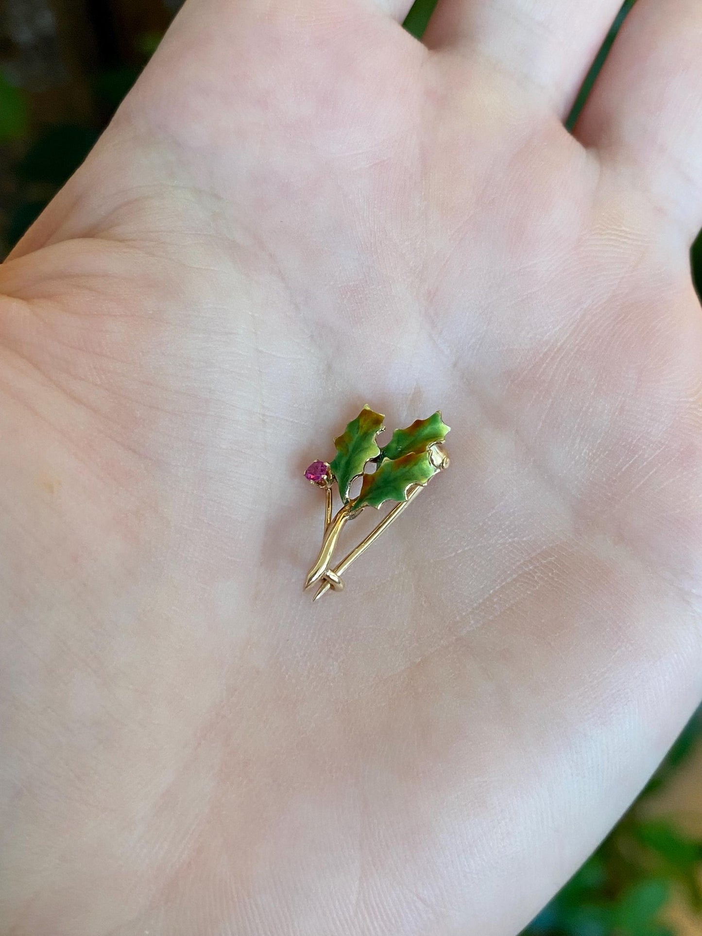 Vintage Solid 14k Yellow Gold Enamel Pink Spinel Mistletoe Pin