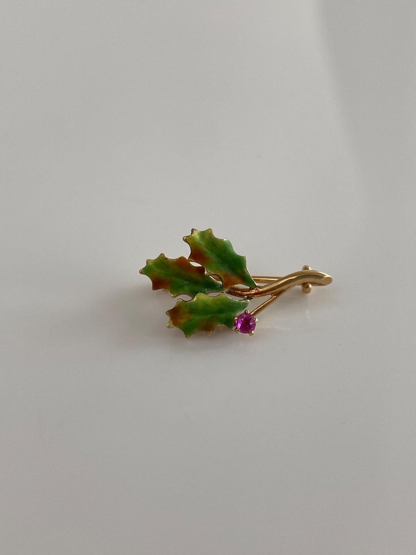 Vintage Solid 14k Yellow Gold Enamel Pink Spinel Mistletoe Pin