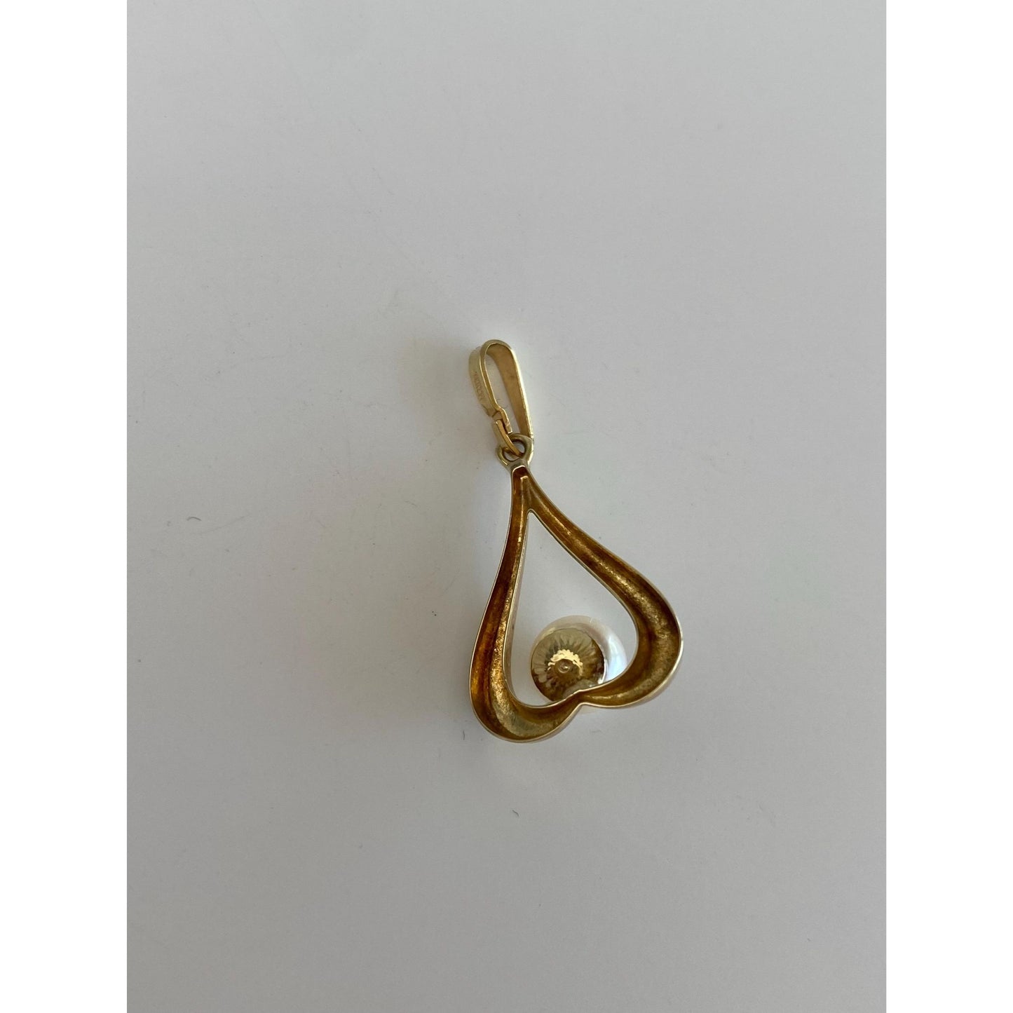 Vintage Solid 14k Yellow Gold Pearl Charm