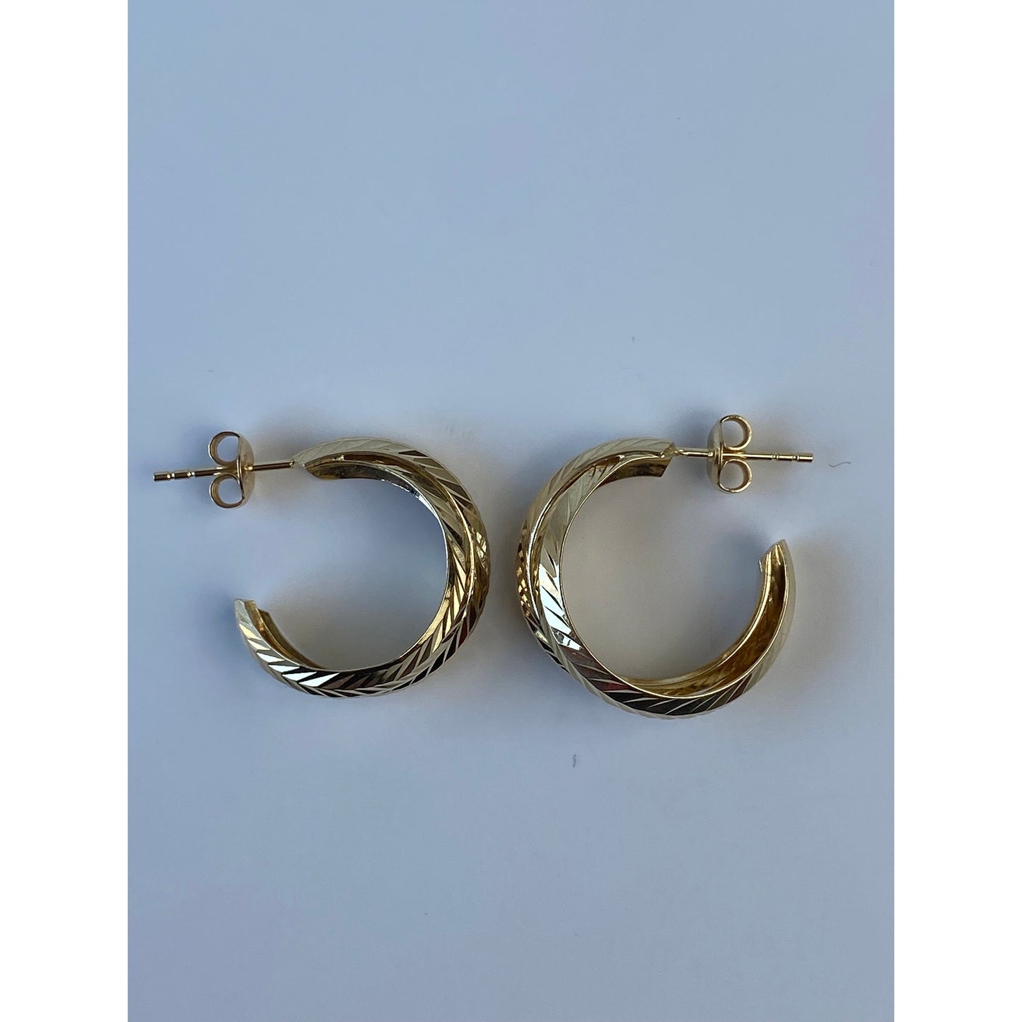 Vintage Solid 14k Yellow Gold Layered Diamond Cut Hoop Earrings