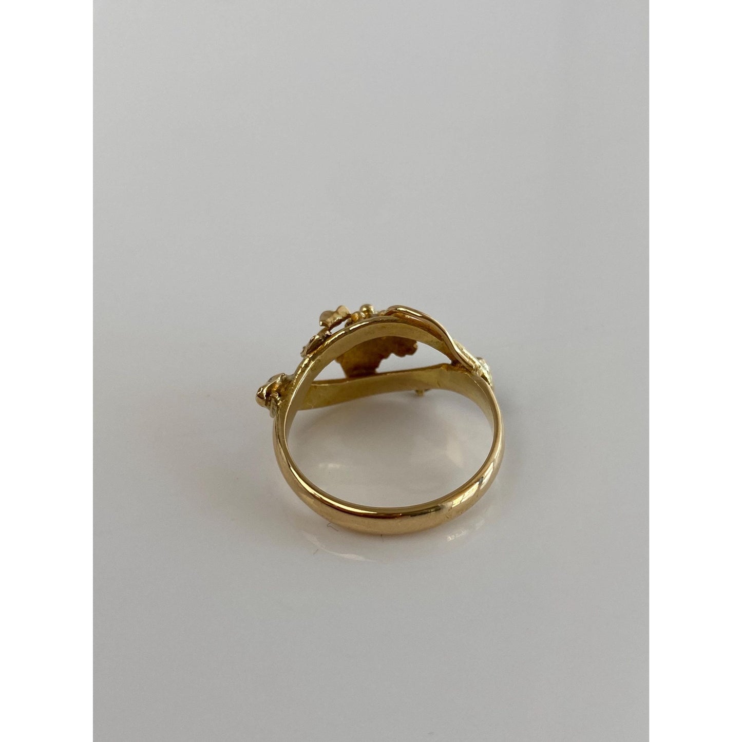 Solid 14k Yellow Gold Grapevine Ring - Size 6.75