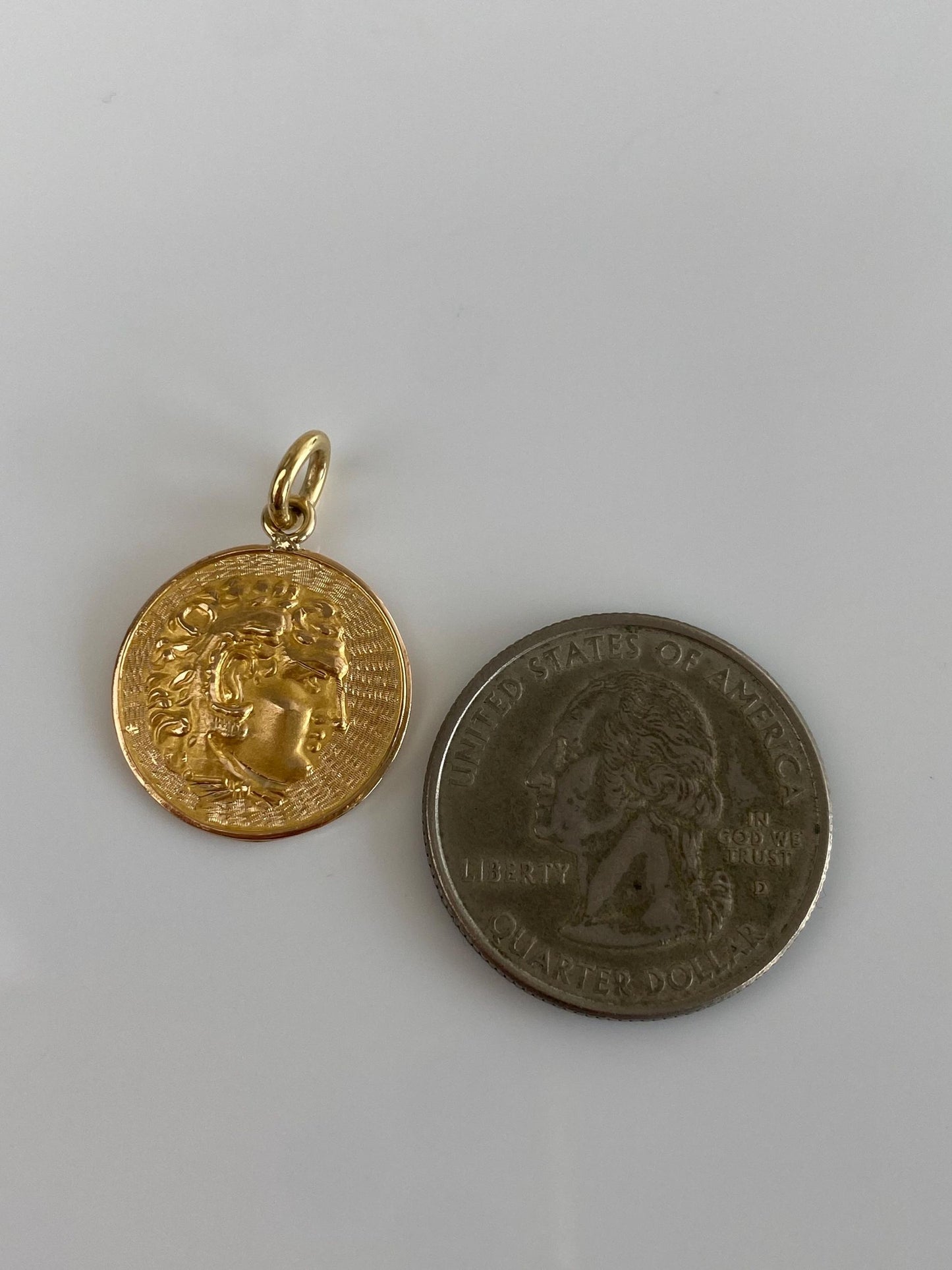 Vintage Solid 18k Yellow Gold Roman Charm