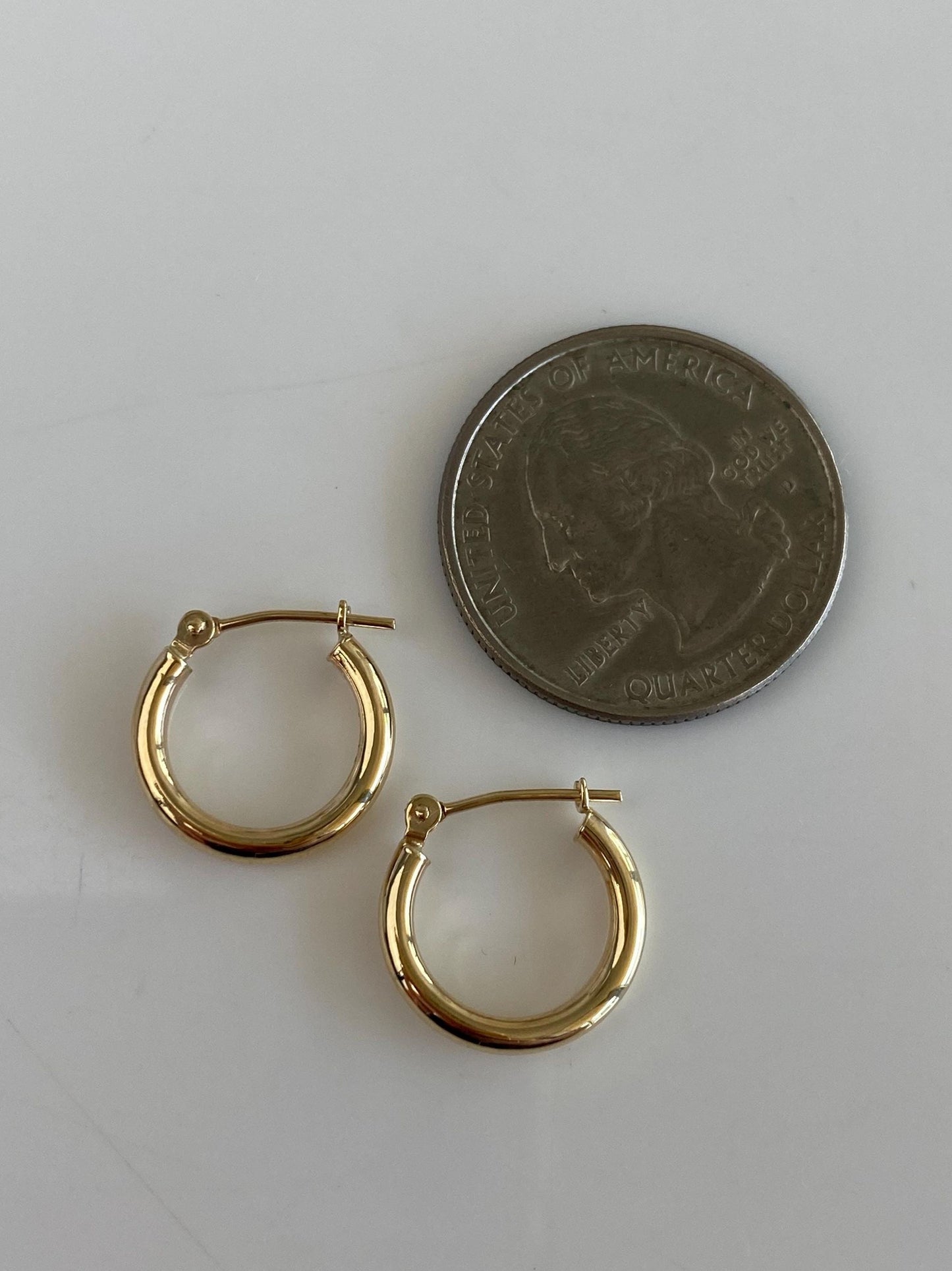 Vintage 10k Yellow Gold Little Hoop Earrings