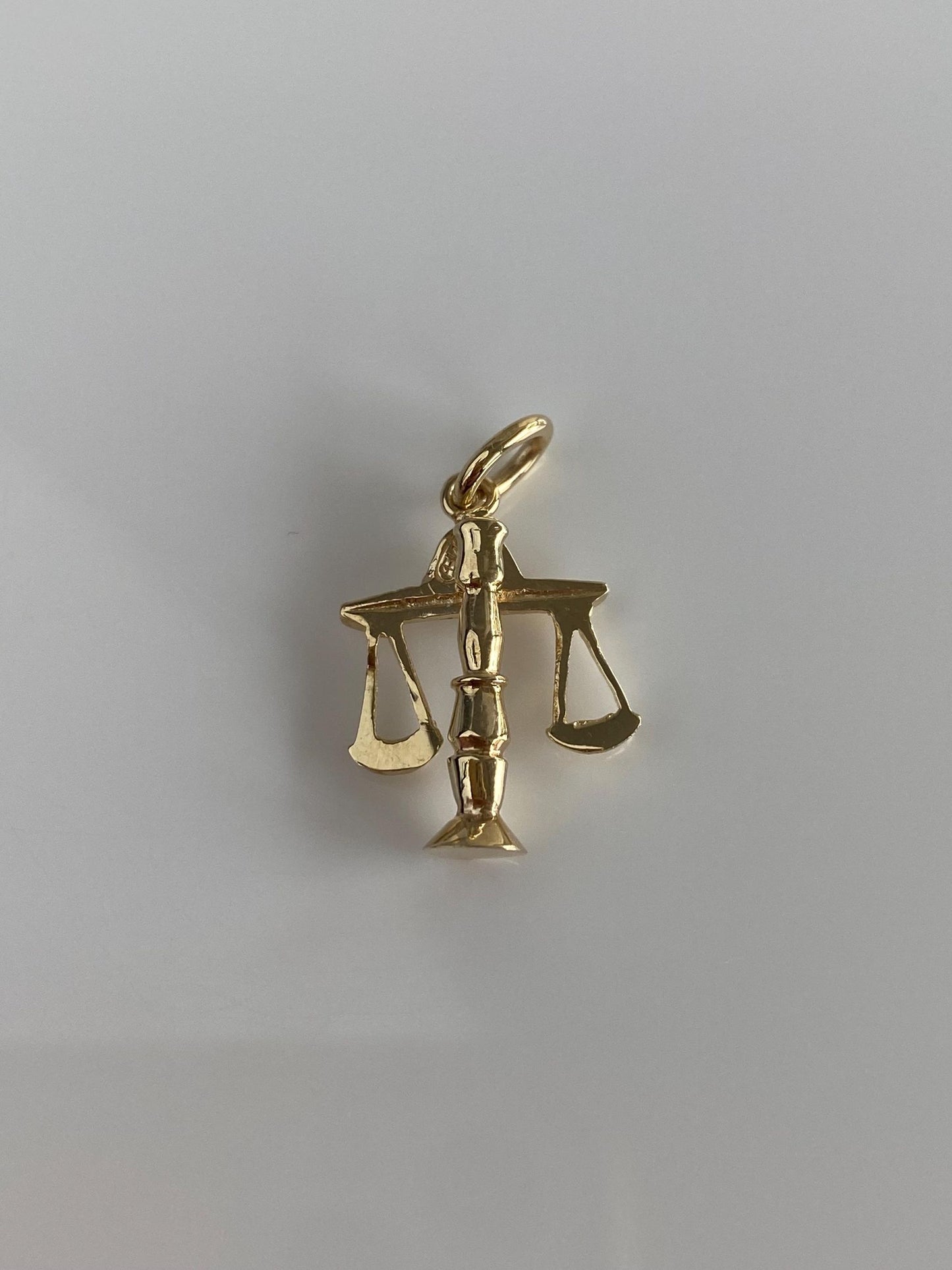 Vintage Solid 14k Yellow Gold Articulated Libra Scales Charm