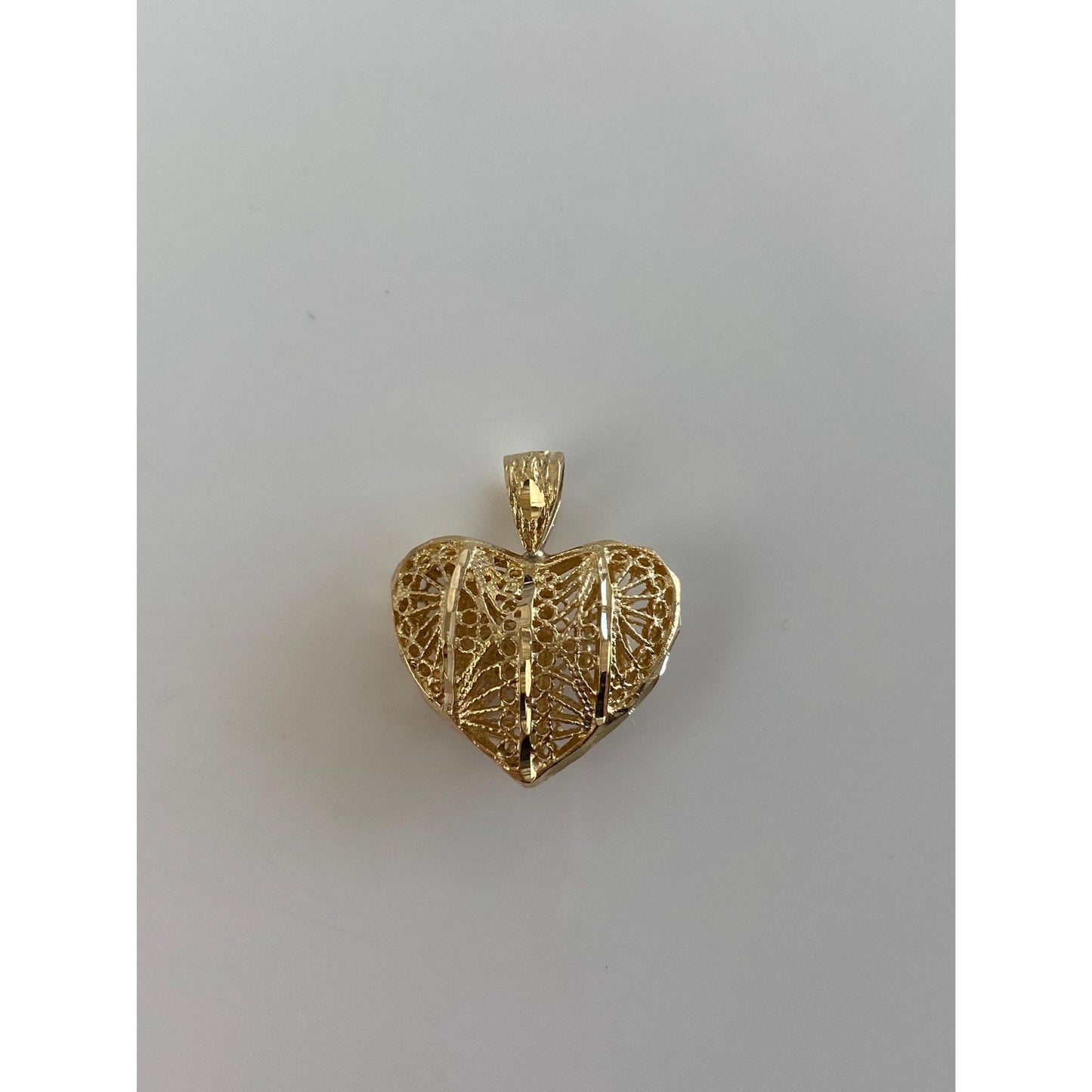 Vintage Solid 14k Yellow Gold Filigree Diamond Cut Open Work Heart Charm