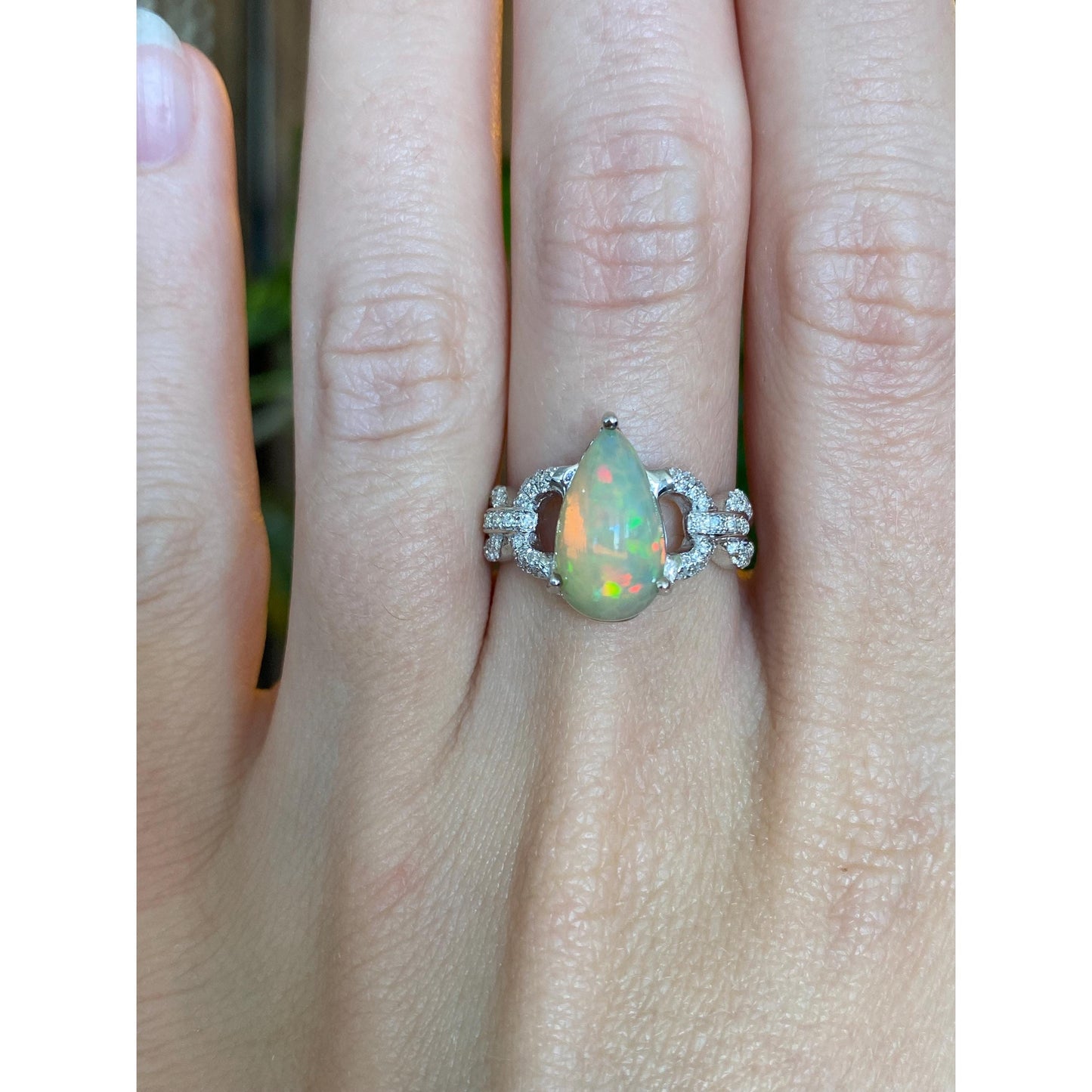 Vintage Solid 14k White Gold Opal Diamond Ring - Size 6.5
