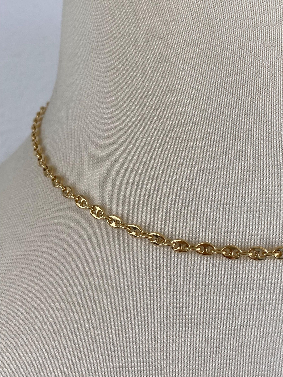 Vintage Solid 18k Yellow Gold Mariner Link Chain Necklace - 16 inches