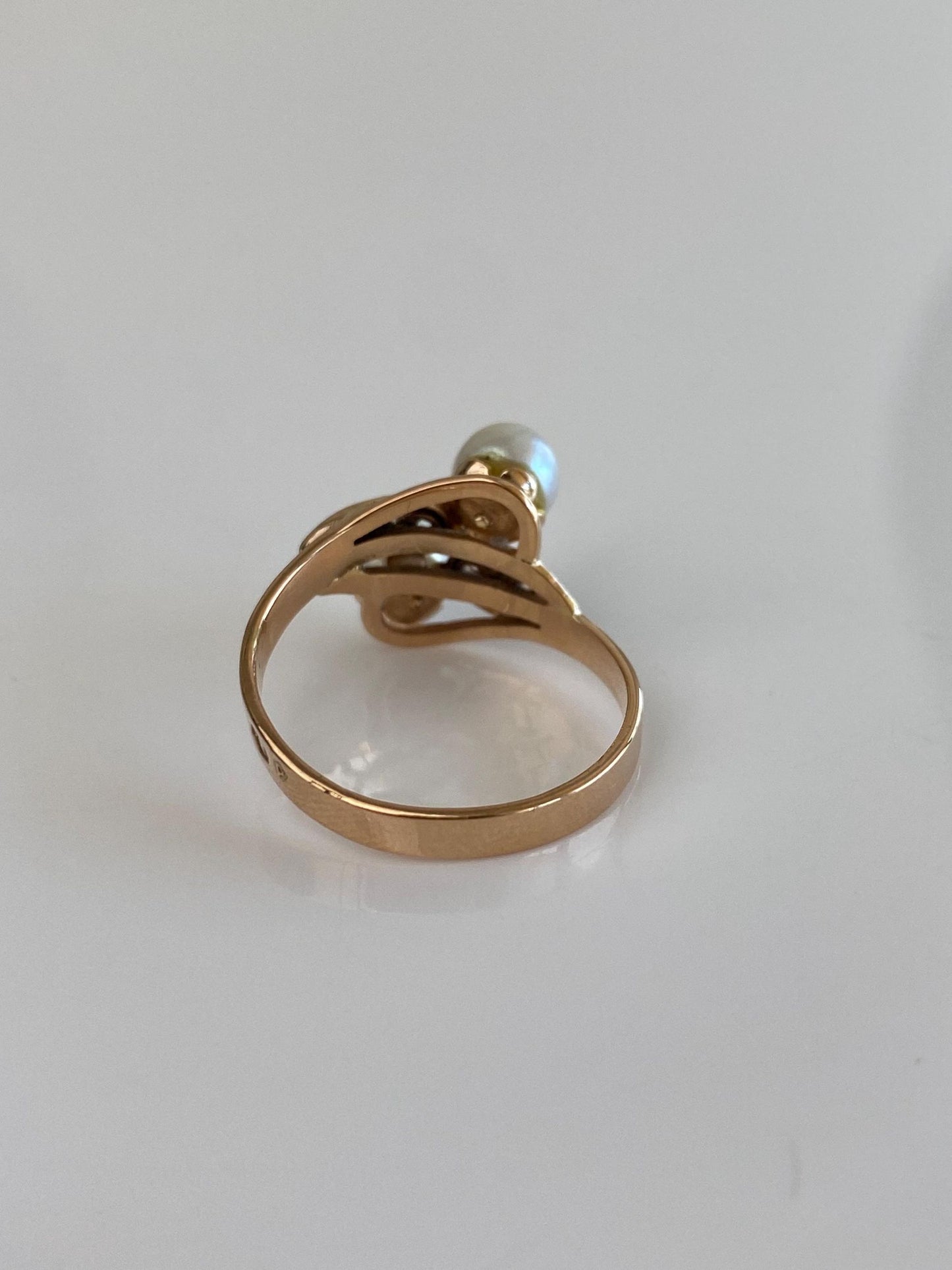Vintage Solid 14k Rosey Gold Filigree Pearls Ring - Size 6.5