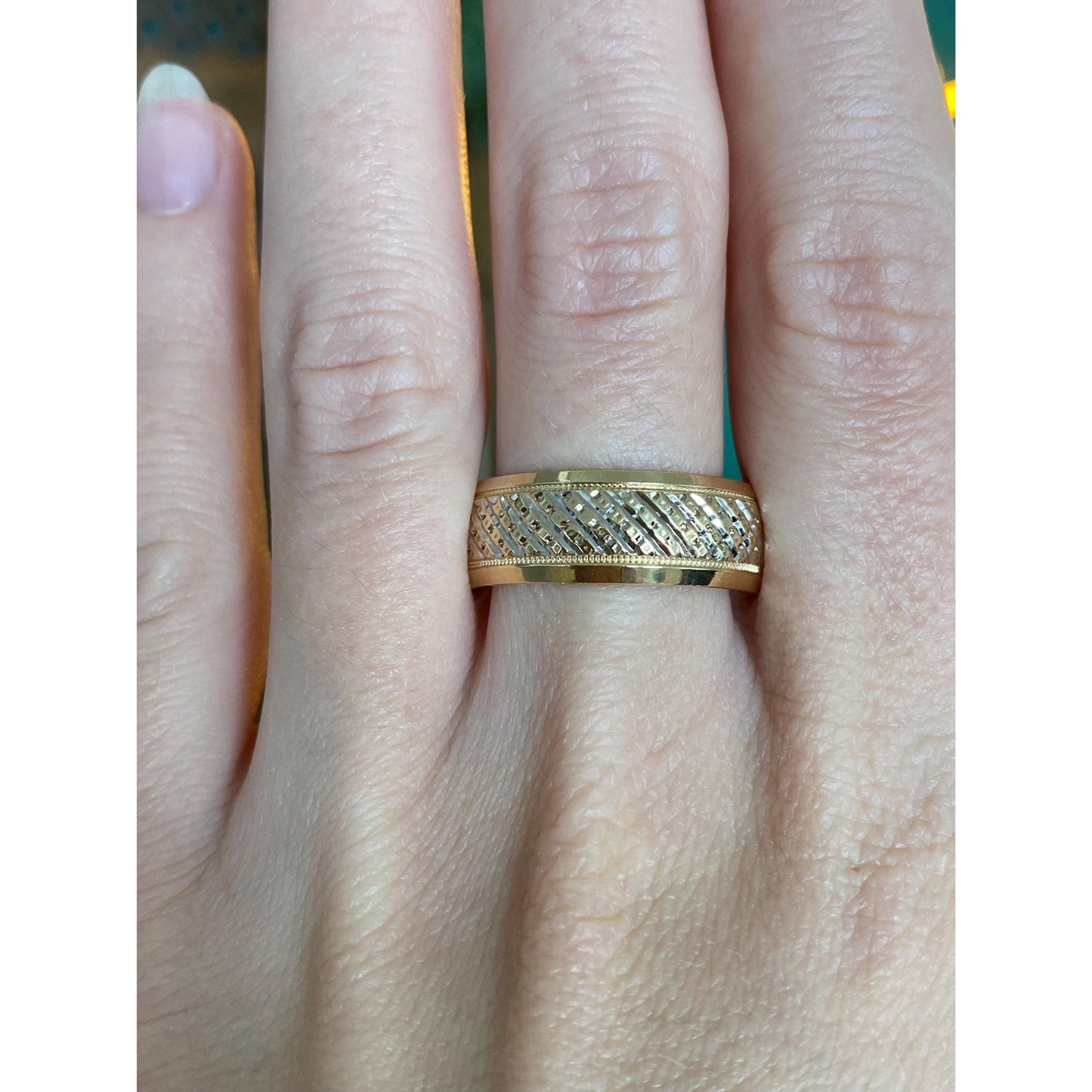 Vintage Solid 14k Yellow Gold Diamond Cut Textured Ring Band - Size 10.75