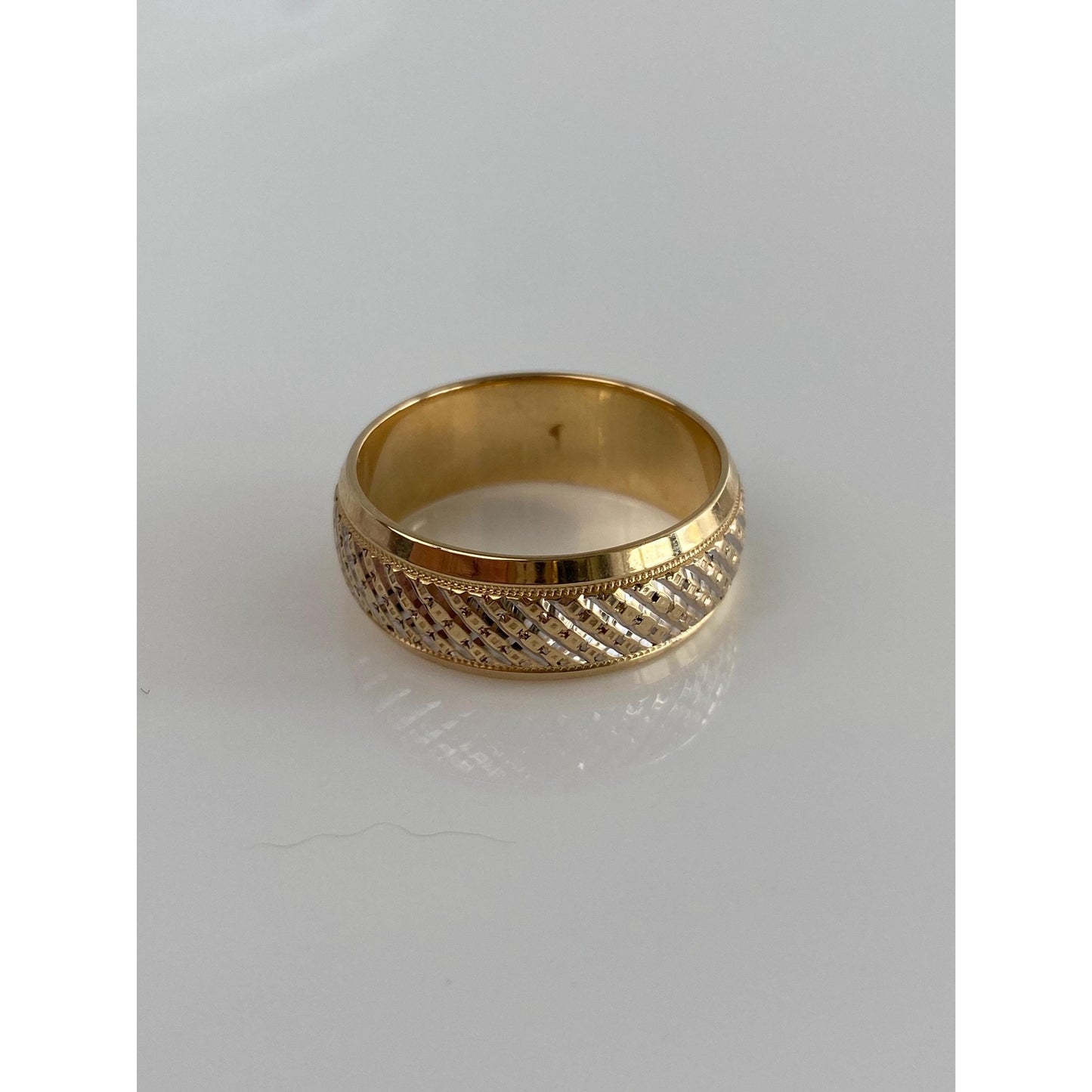 Vintage Solid 14k Yellow Gold Diamond Cut Textured Ring Band - Size 10.75